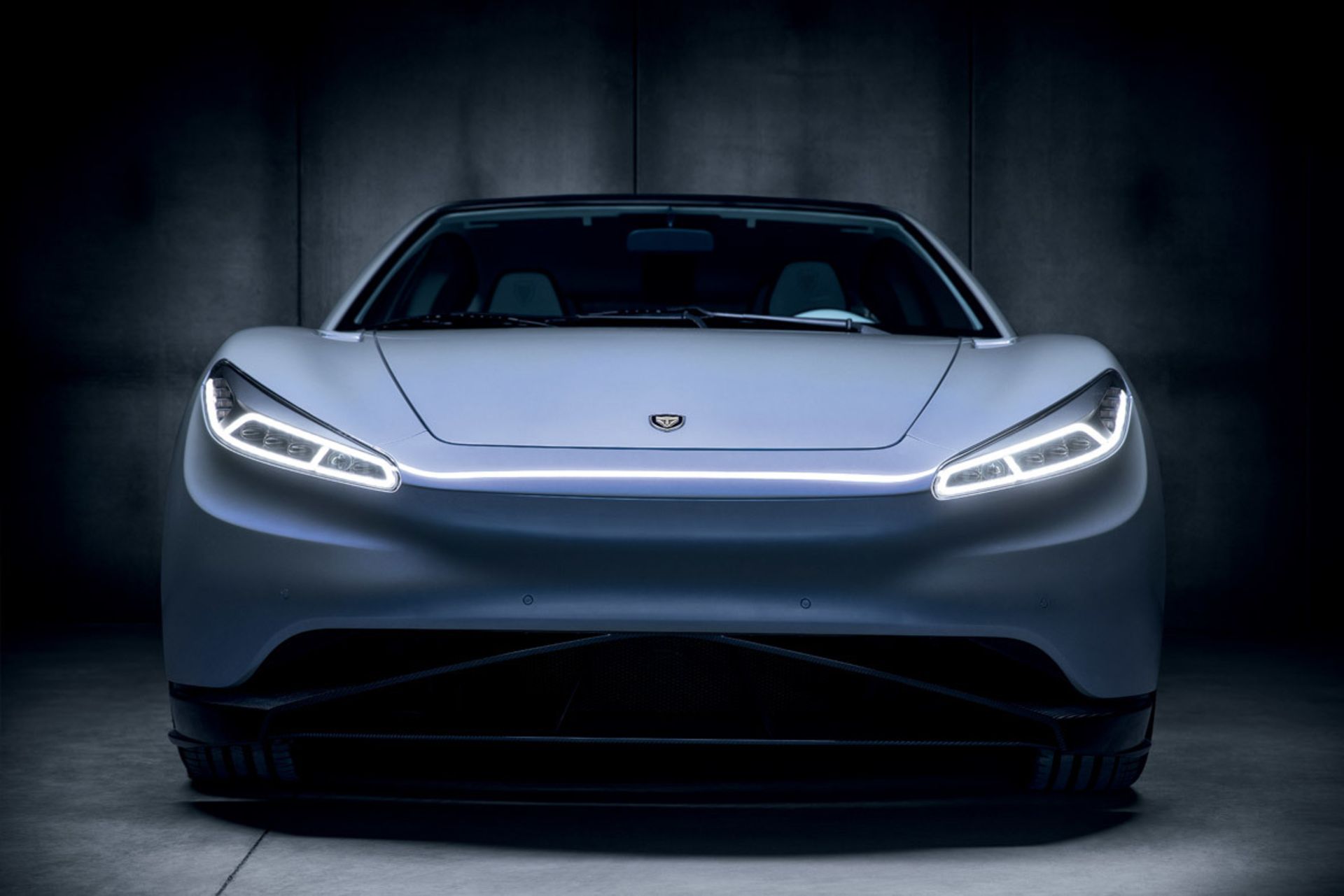 لیموزین تمام برقی LVCHI اوتو ونیر/ LVCHI Auto Venere 