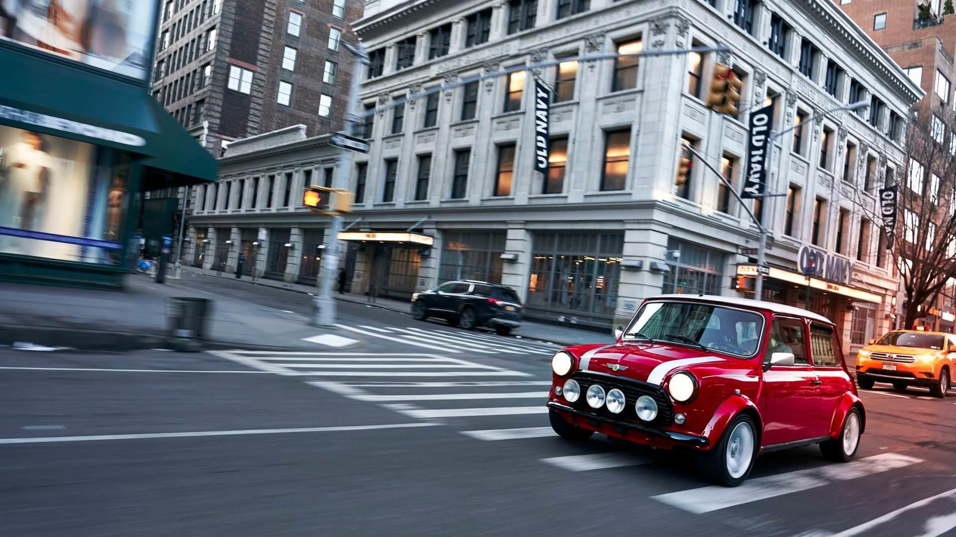 classic Mini Electric / خودروی کلاسیک الکتریکی مینی