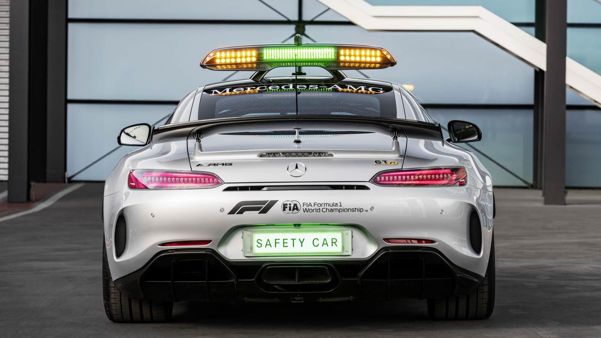 مرسدس خودروی ایمنی فرمول یک / AMG GT R F1 Safety Car