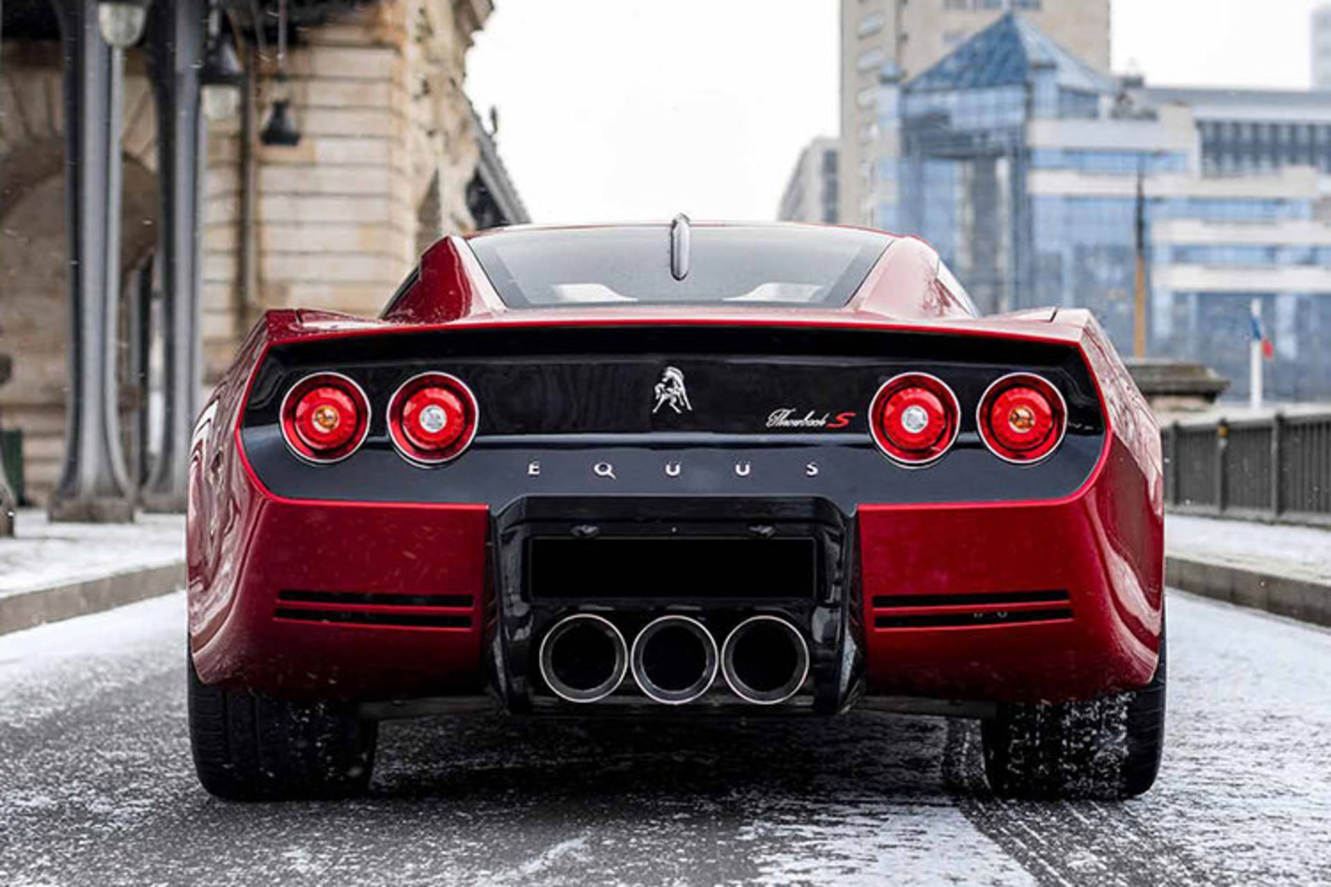 اکوئس تروبک / Equus Throwback