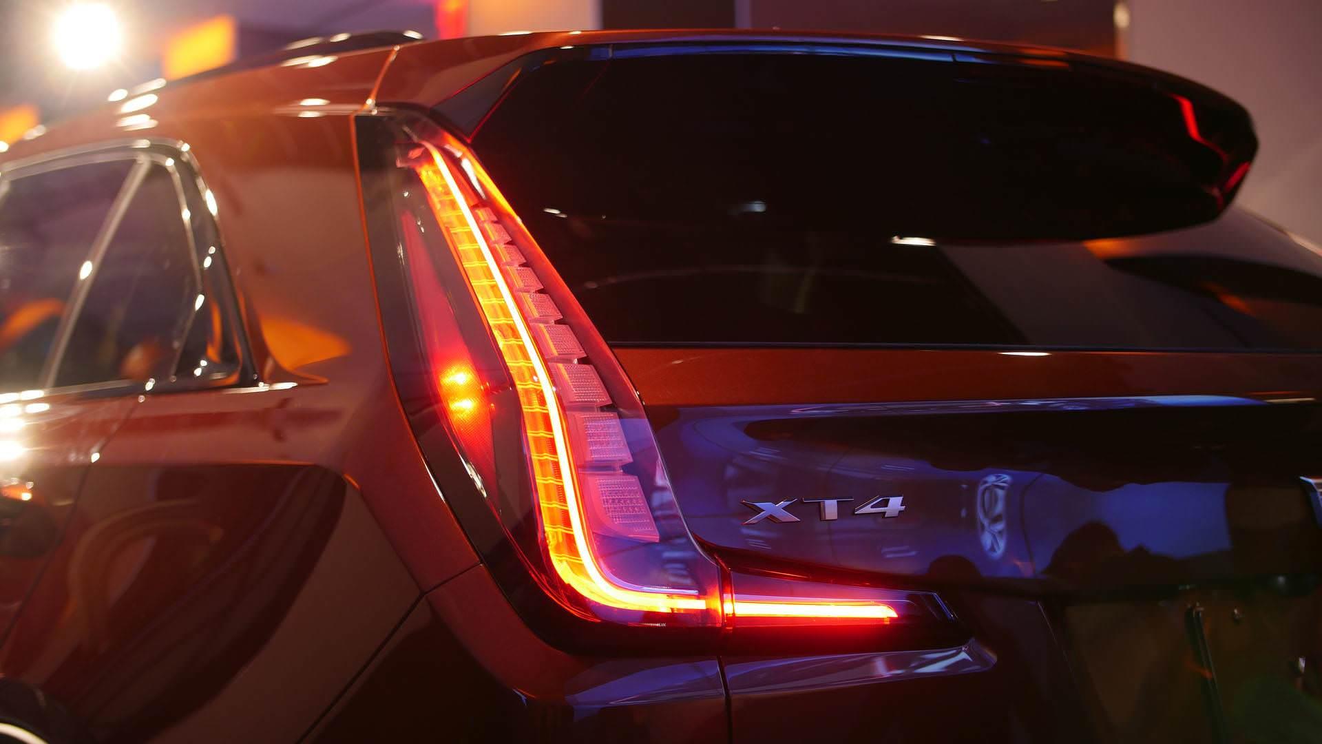 Cadillac XT4 / کادیلاک