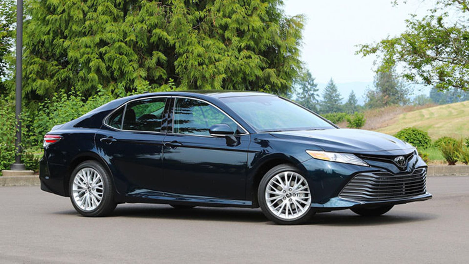 Toyota Camry / تویوتا کمری