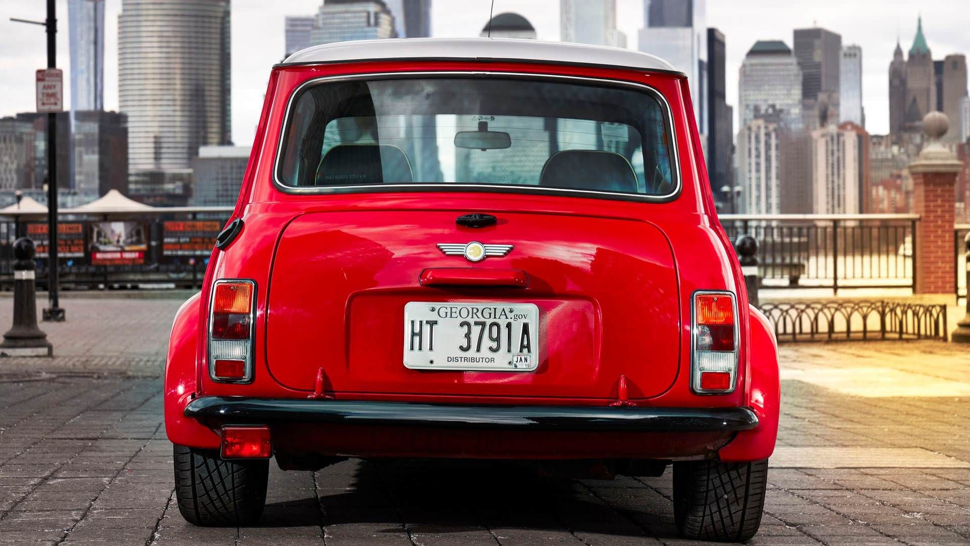 classic Mini Electric / خودروی کلاسیک الکتریکی مینی
