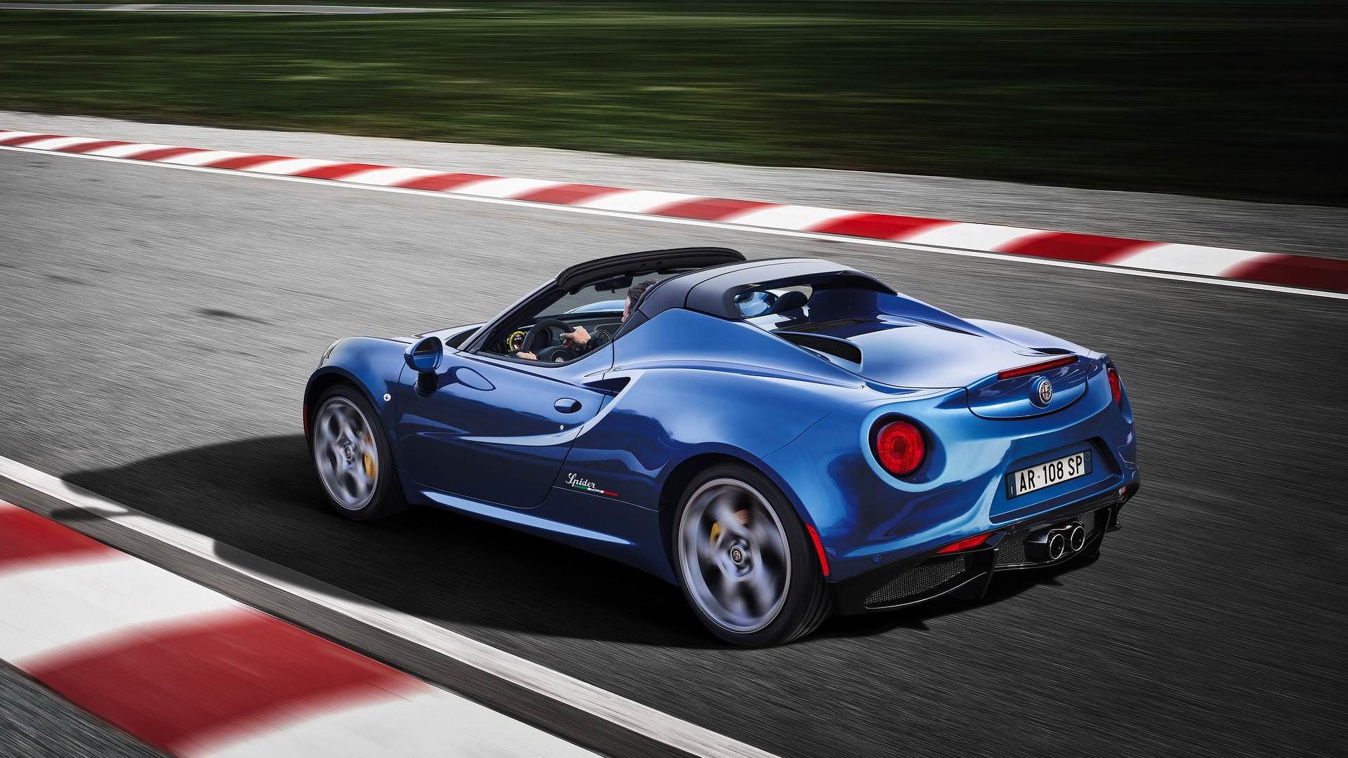 Alfa Romeo 4C / آلفا رومئو 4C