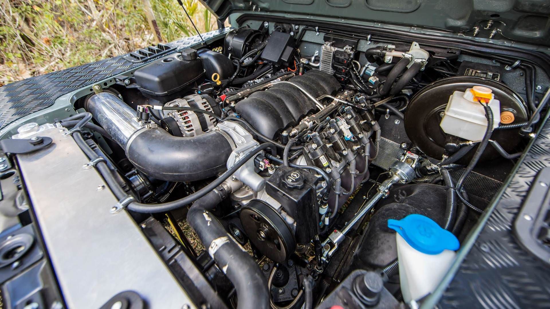 Land Rover D110 Defender / لندرور دیفندر