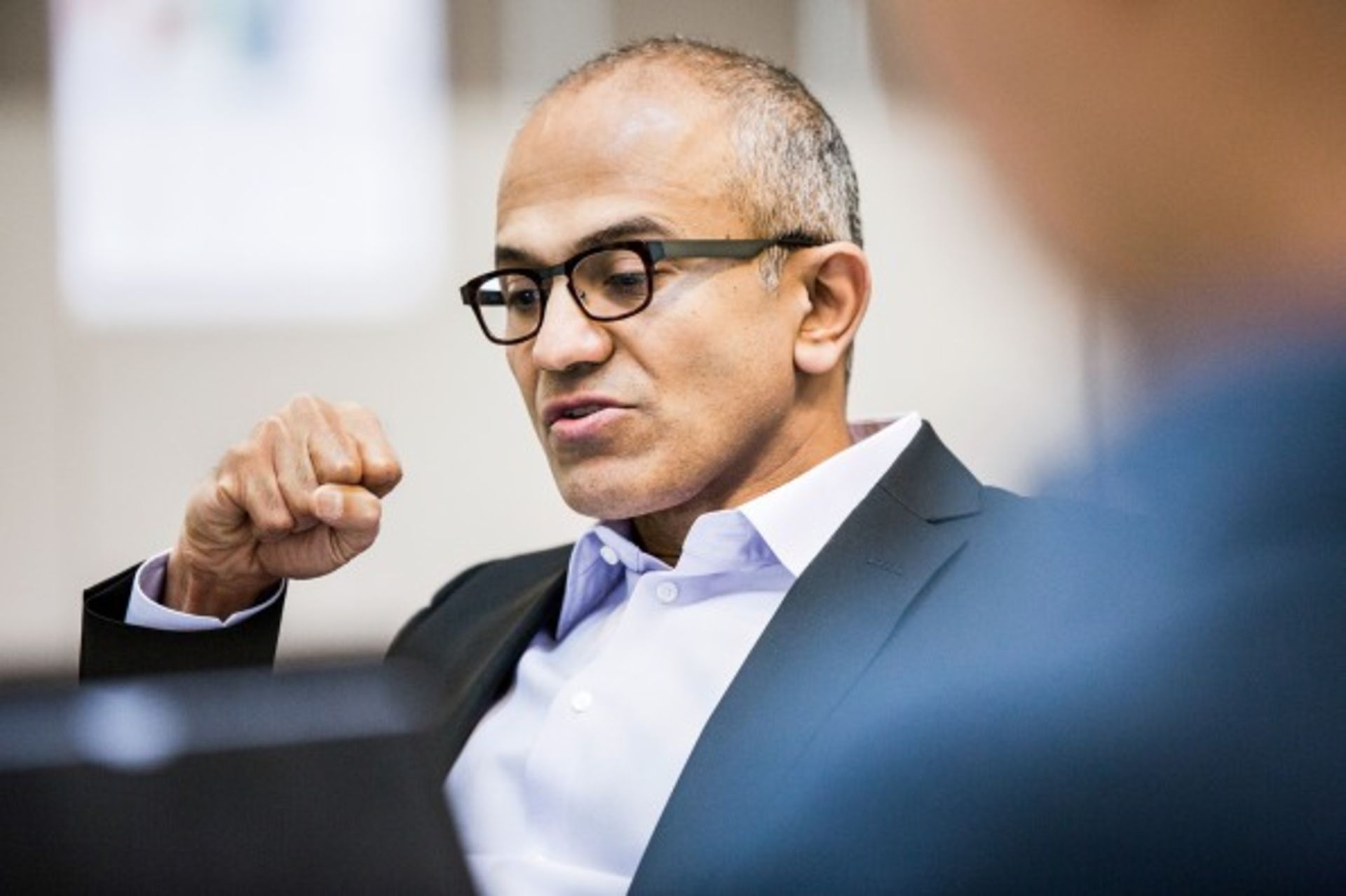 ساتیا نادلا