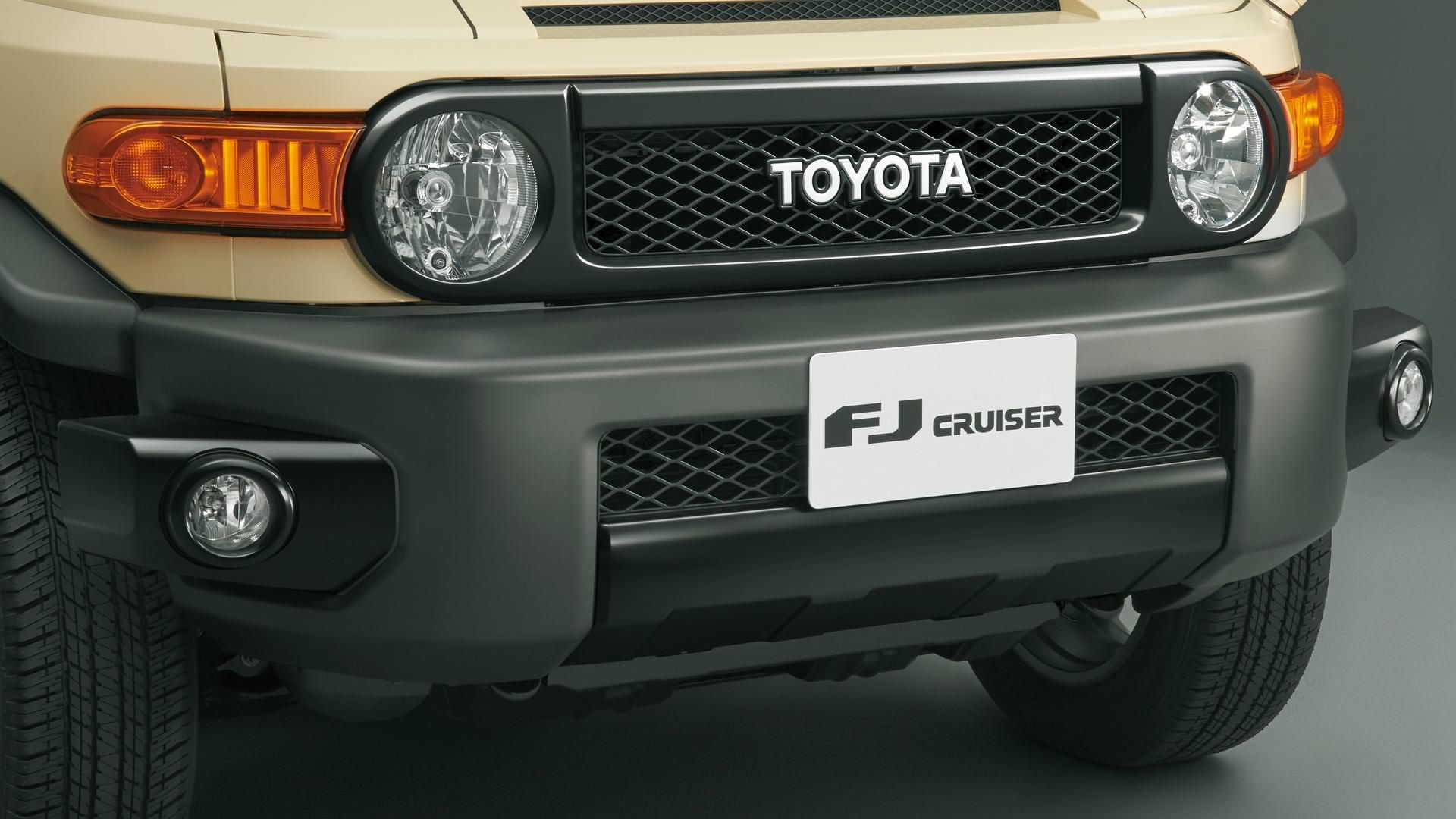 تویوتا اف جی کروزر / Toyota FJ Cruiser