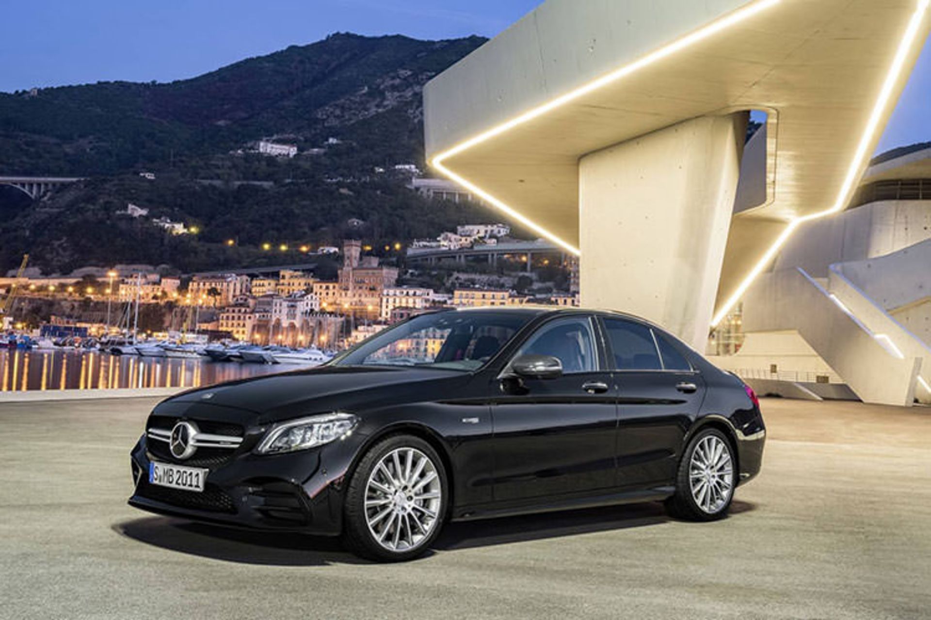 2019 Mercedes-AMG C43 / سدان مرسدس AMG C43 مدل 2019