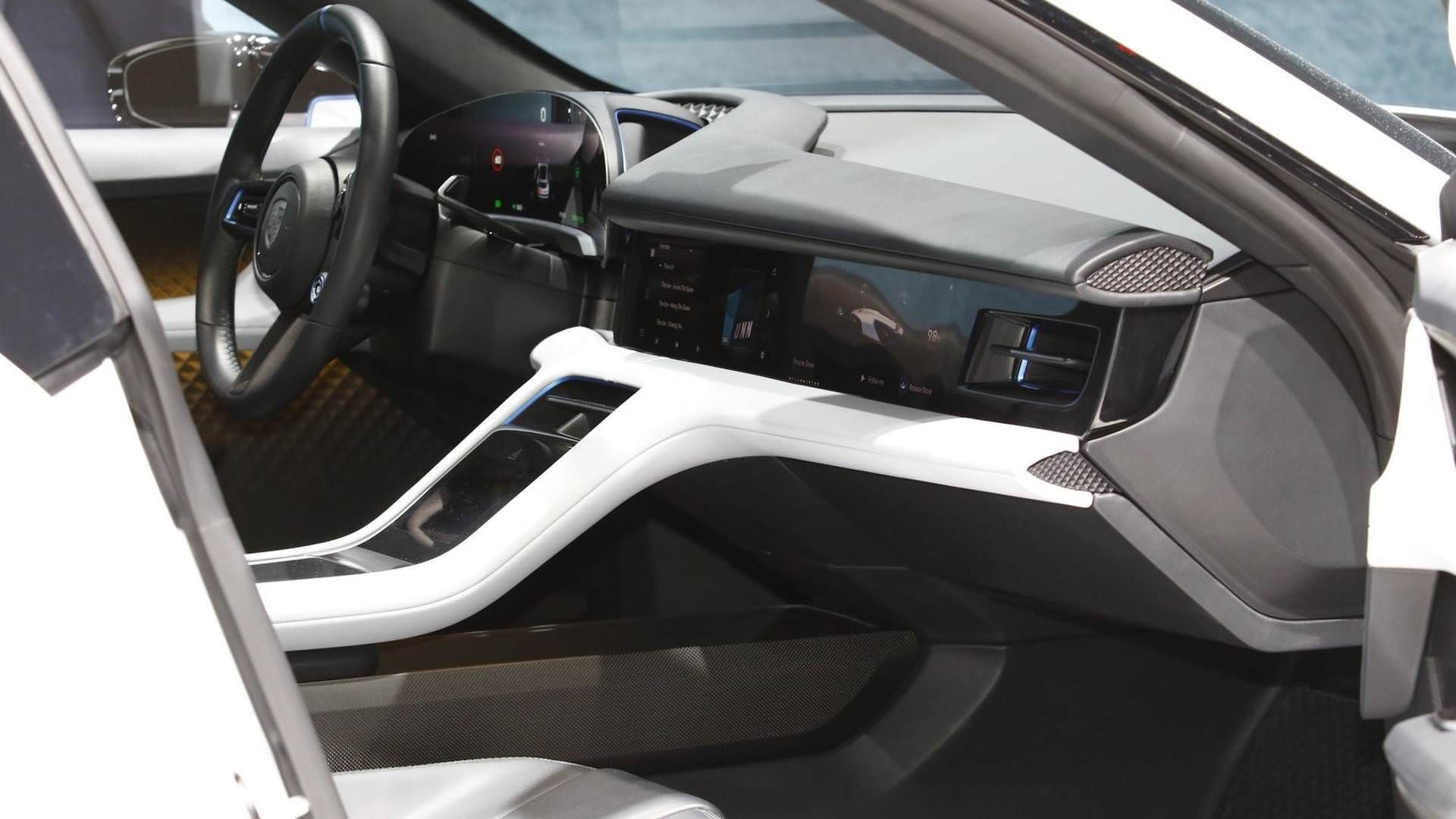 Porsche Mission E Cross Turismo concept / خودروی مفهومی پورشه میشن ای کراس توریسمو