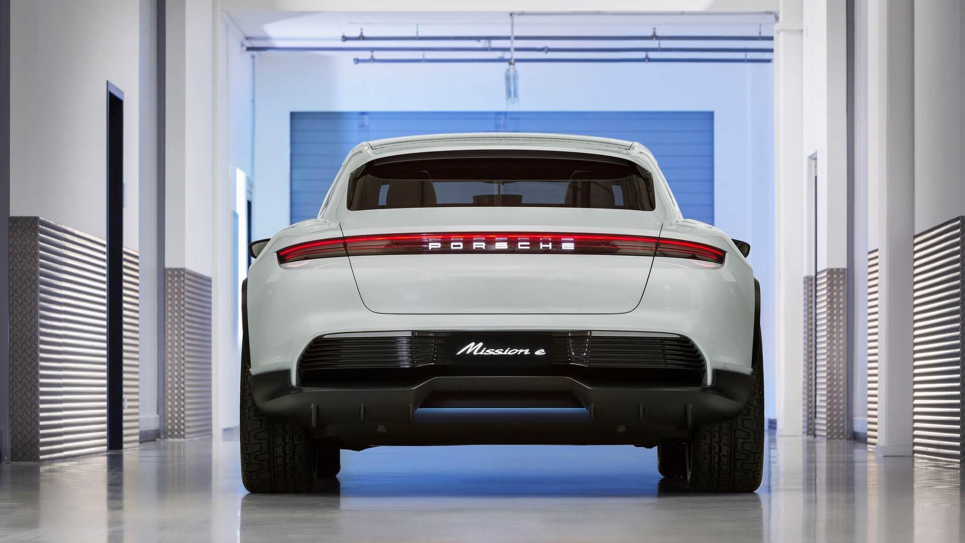 Porsche Mission E Cross Turismo concept / خودروی مفهومی پورشه میشن ای کراس توریسمو