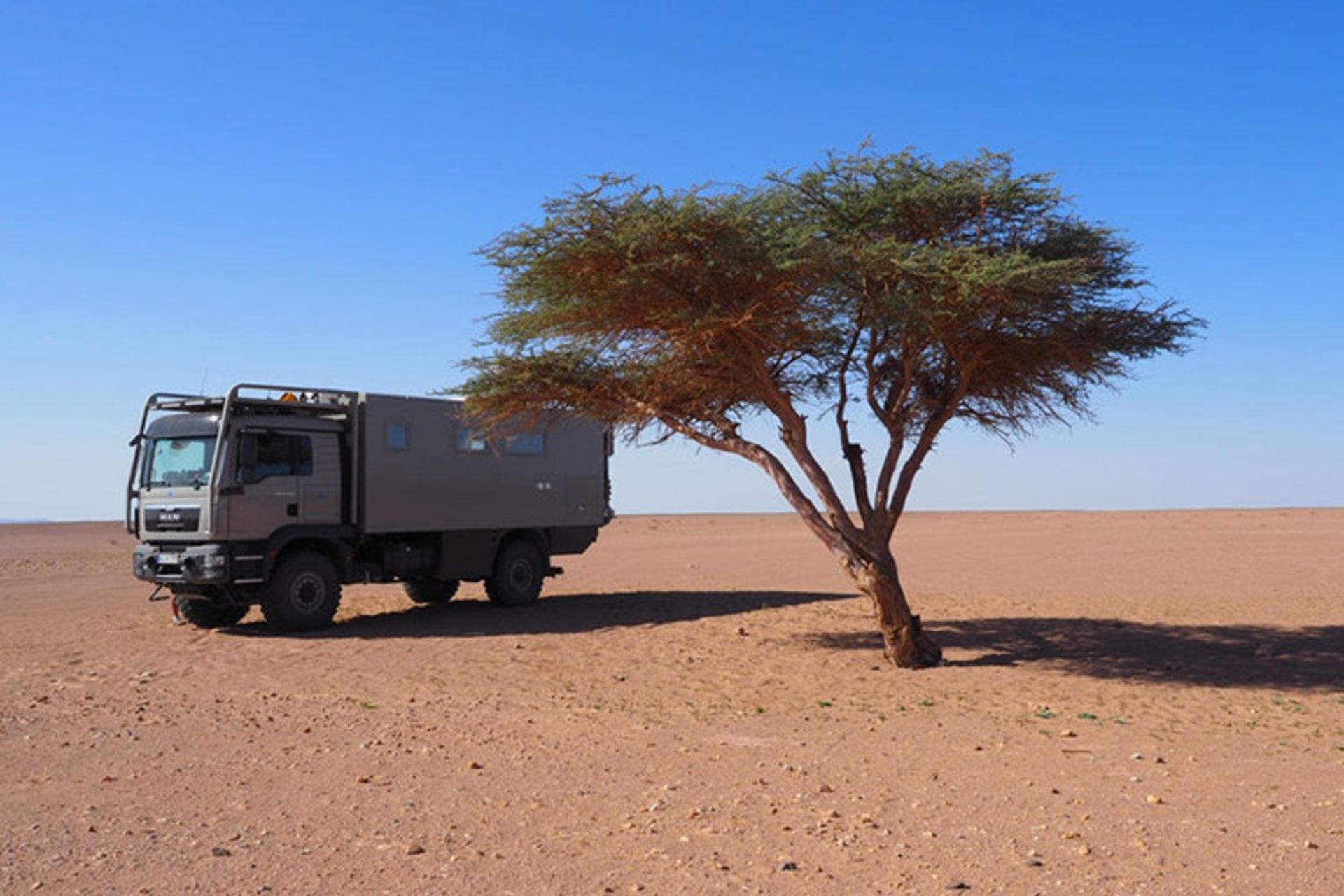 Unicat MAN offroad motorhome truck / کامیون آف‌رود یونیکت مان