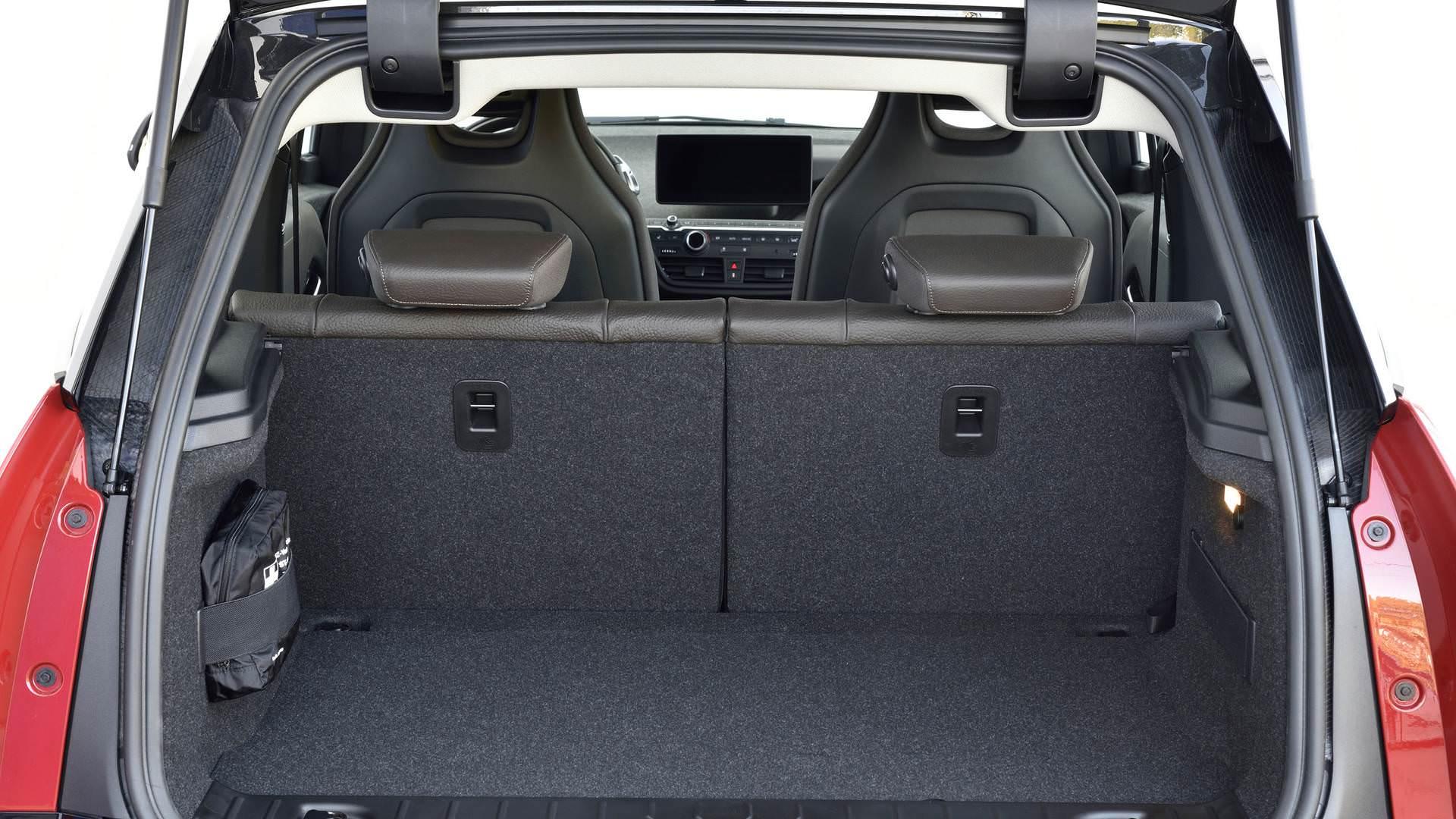 BMW i3 / خودروی الکتریکی بی‌ام‌و i3