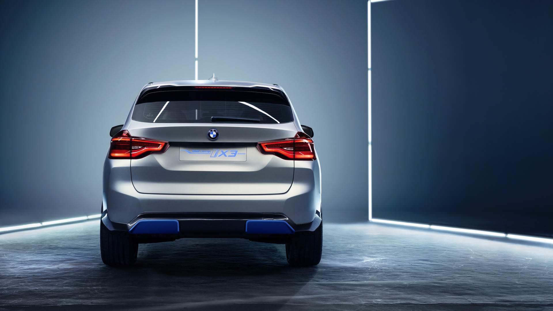 بی ام و / BMW iX3