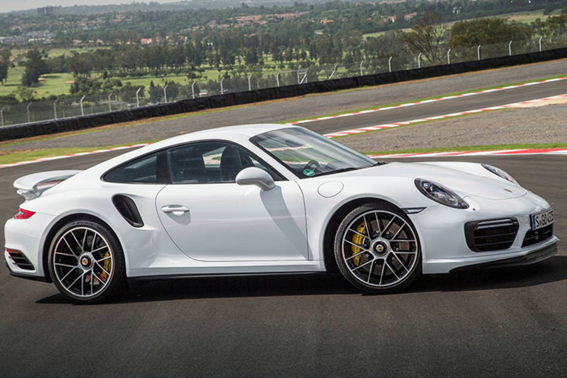 Porsche 911 Turbo S / پورشه