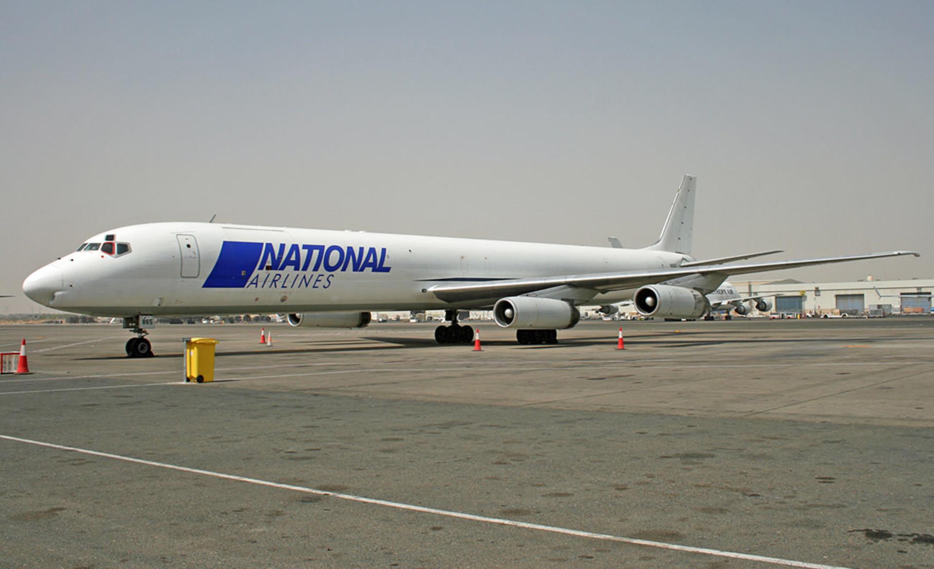 داگلاس DC-8