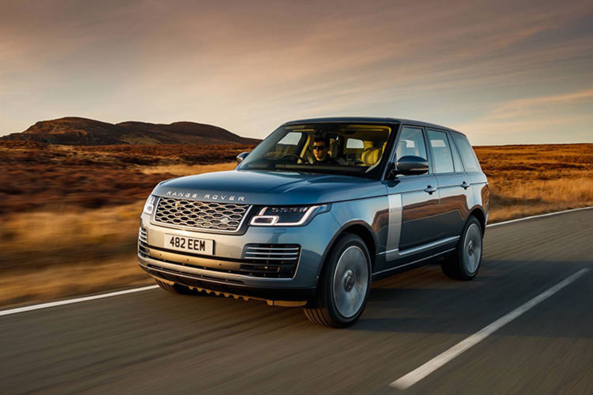 Jaguar Land Rover Blackberry Infotainment / جگوار لندرور بلک‌بری رنج‌رور