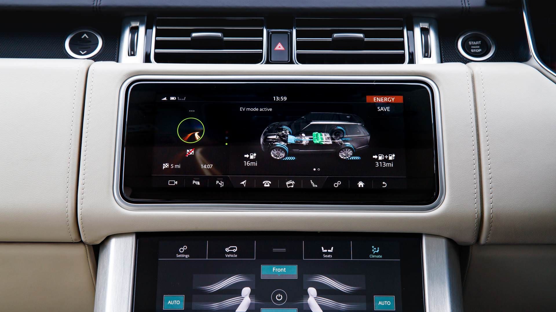 Jaguar Land Rover Blackberry Infotainment / جگوار لندرور بلک‌بری رنج‌رور
