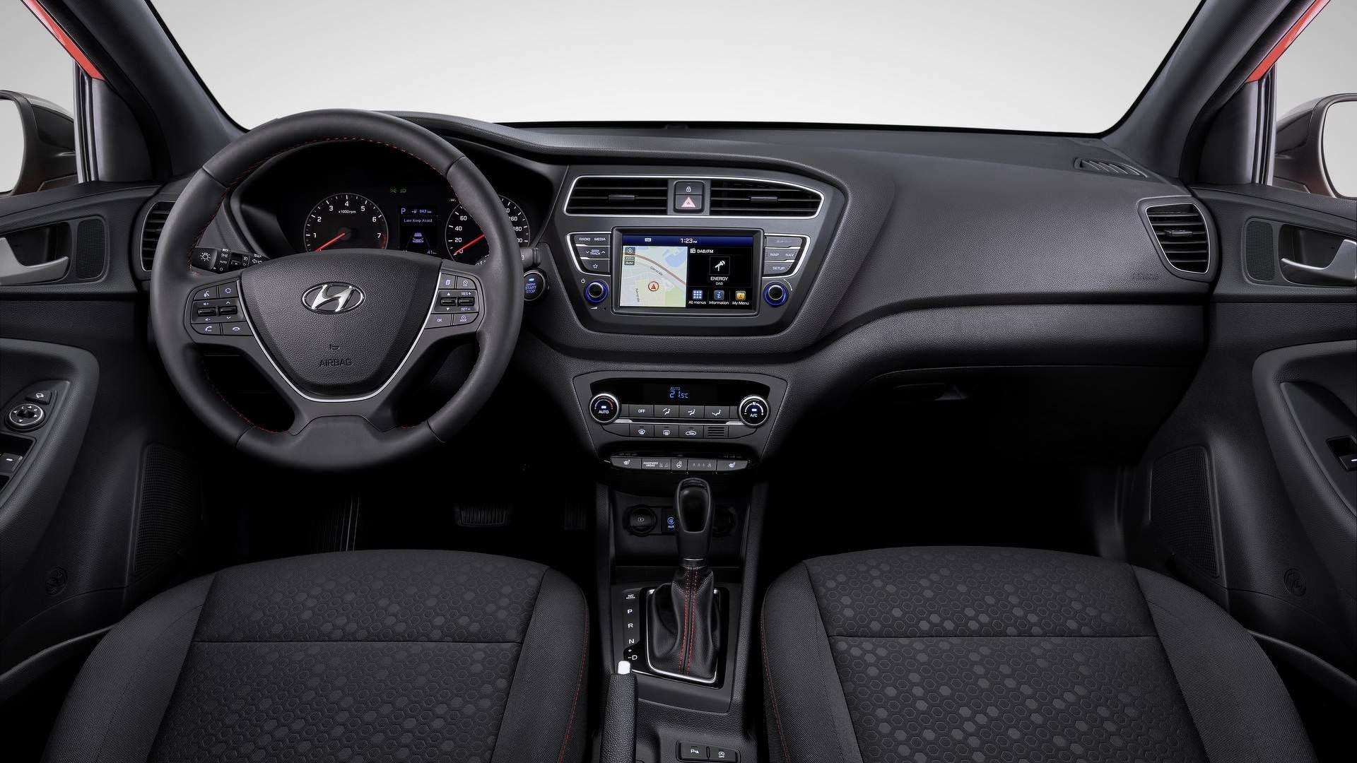2018 Hyundai i20 / هیوندای i20 مدل 2018