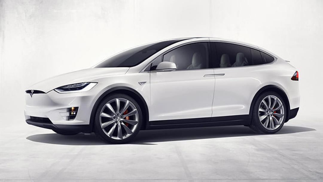 Tesla Model X P100D / خودروی الکتریکی تسلا مدل X P100D