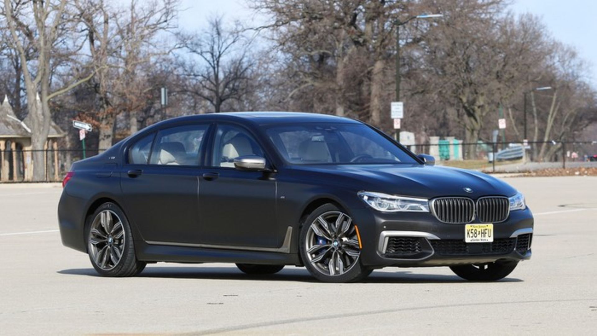 بی‌ام‌و M760i