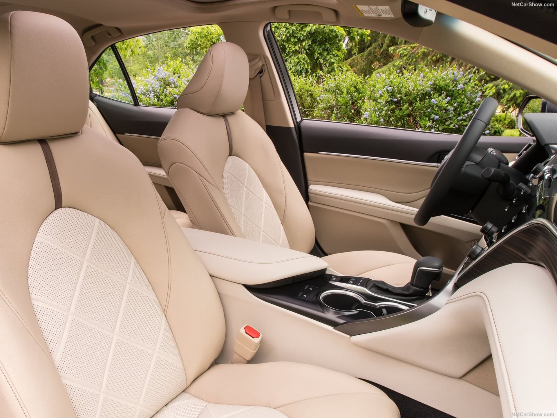 Toyota Camry / تویوتا کمری