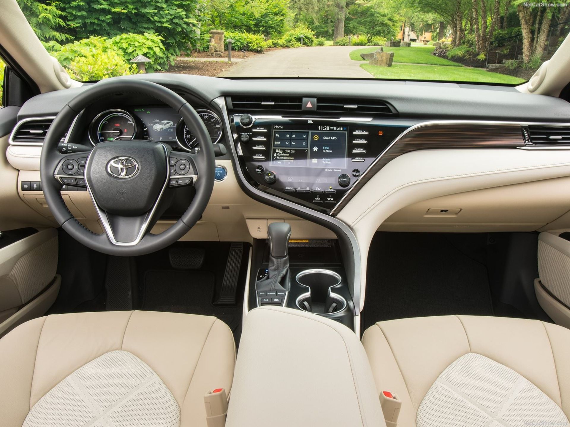Toyota Camry / تویوتا کمری