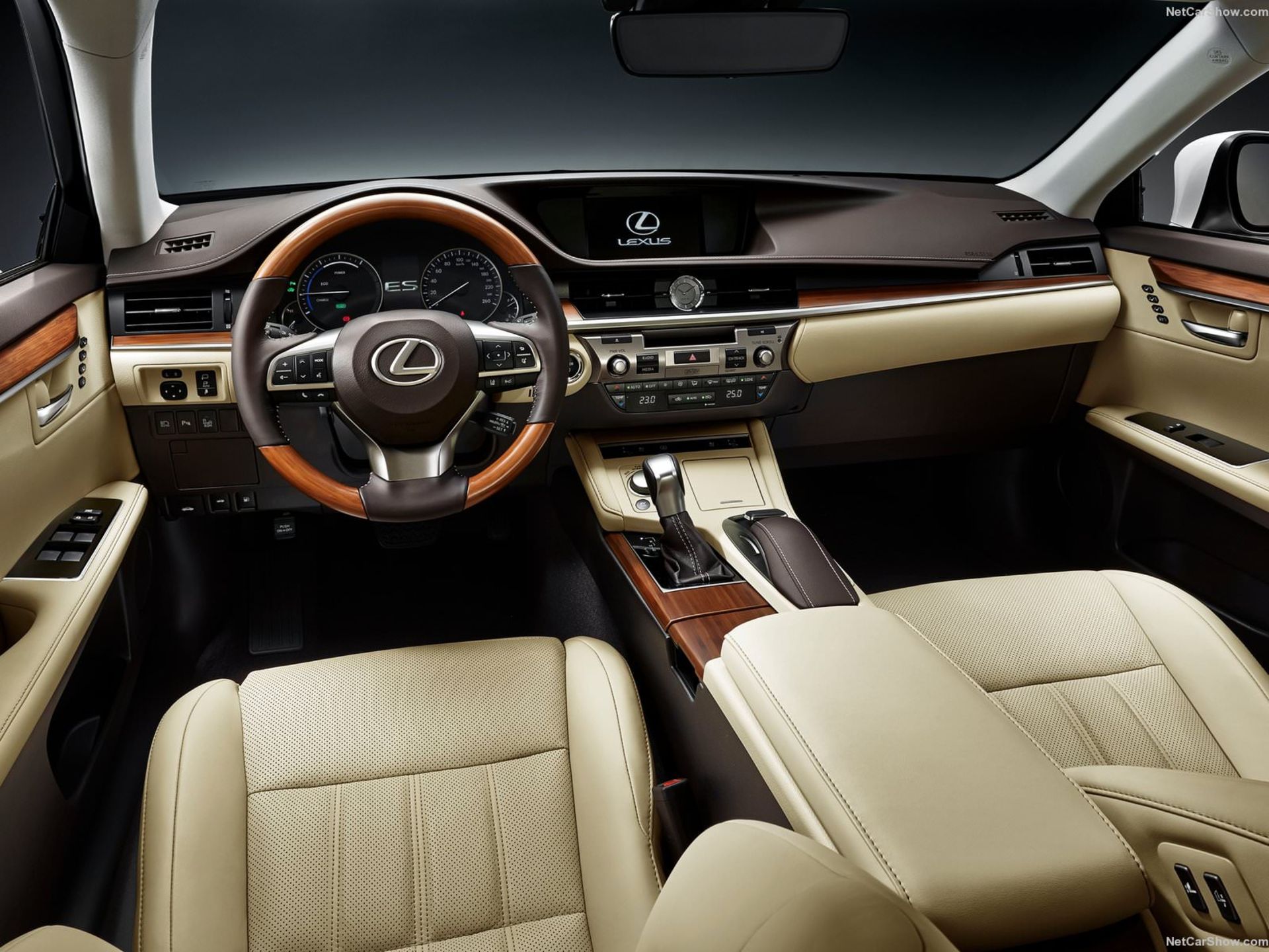 Lexus ES / لکسوس