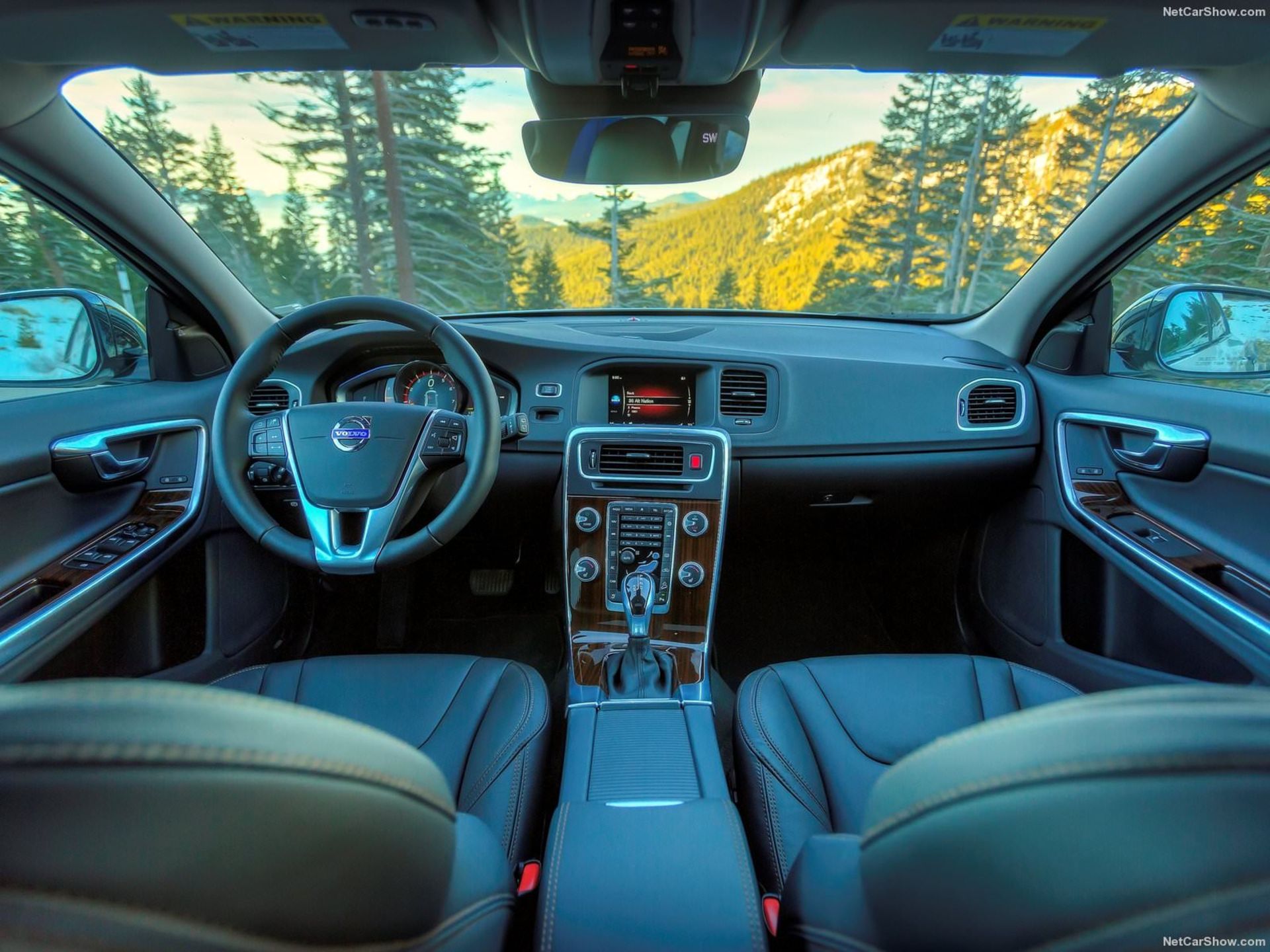 ولوو / Volvo V60