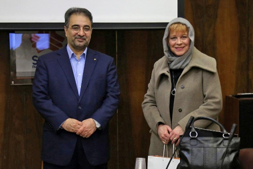 لیندا جسکون Linda jackson