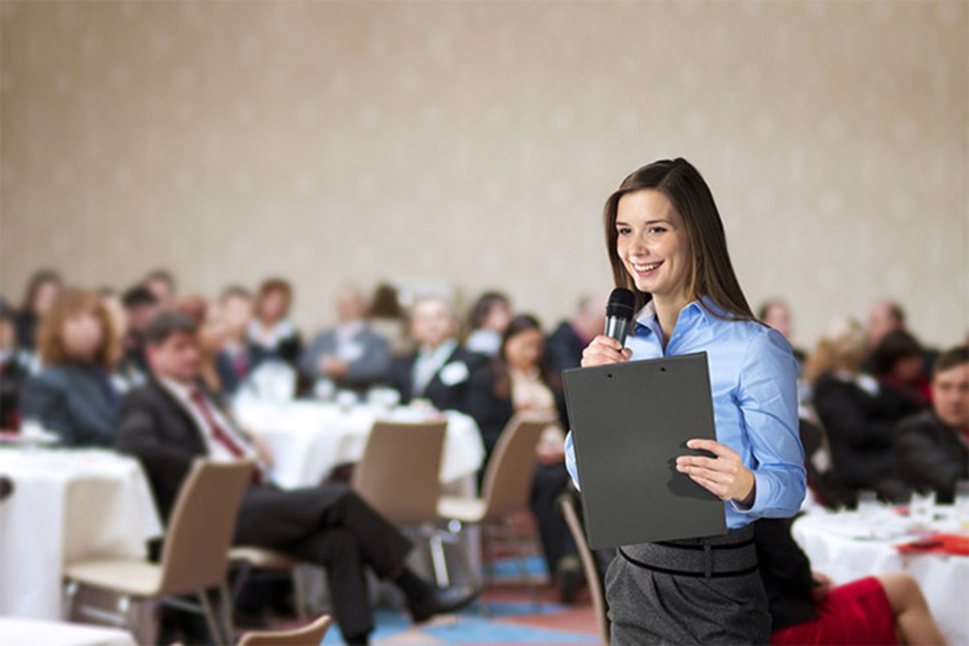 سخنرانی در جمع