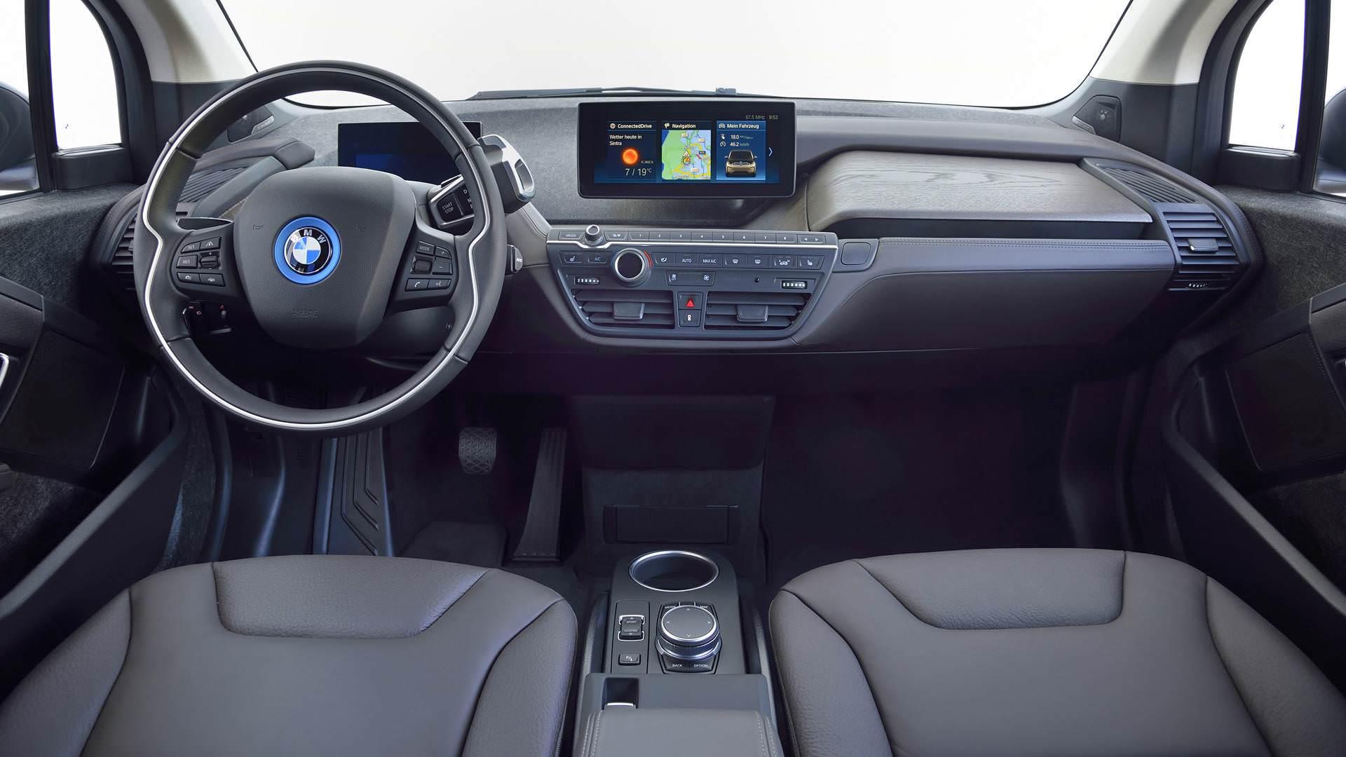 BMW i3 / خودروی الکتریکی بی‌ام‌و i3