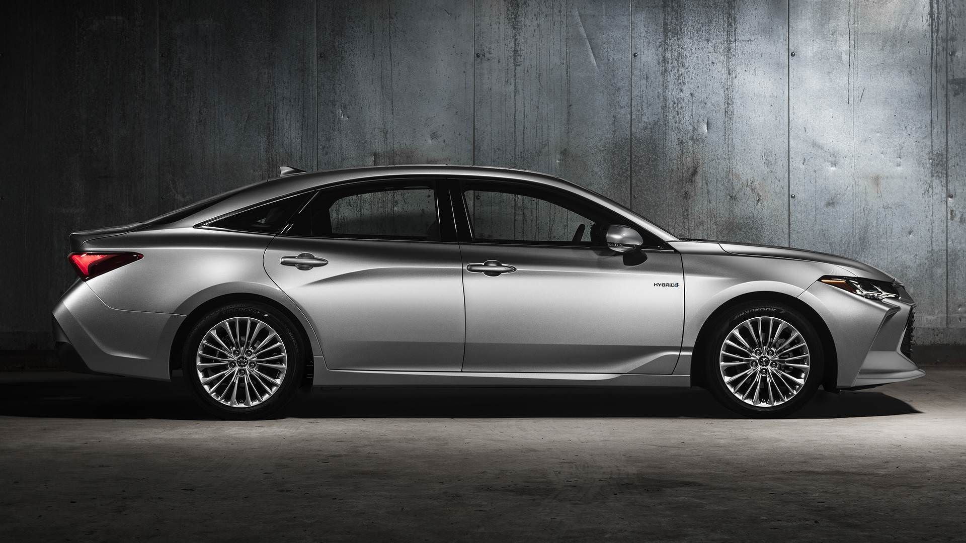 تویوتا آوالون / Toyota Avalon