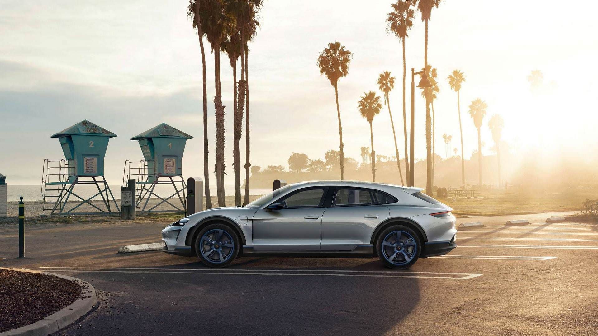 Porsche Mission E Cross Turismo concept / خودروی مفهومی پورشه میشن ای کراس توریسمو