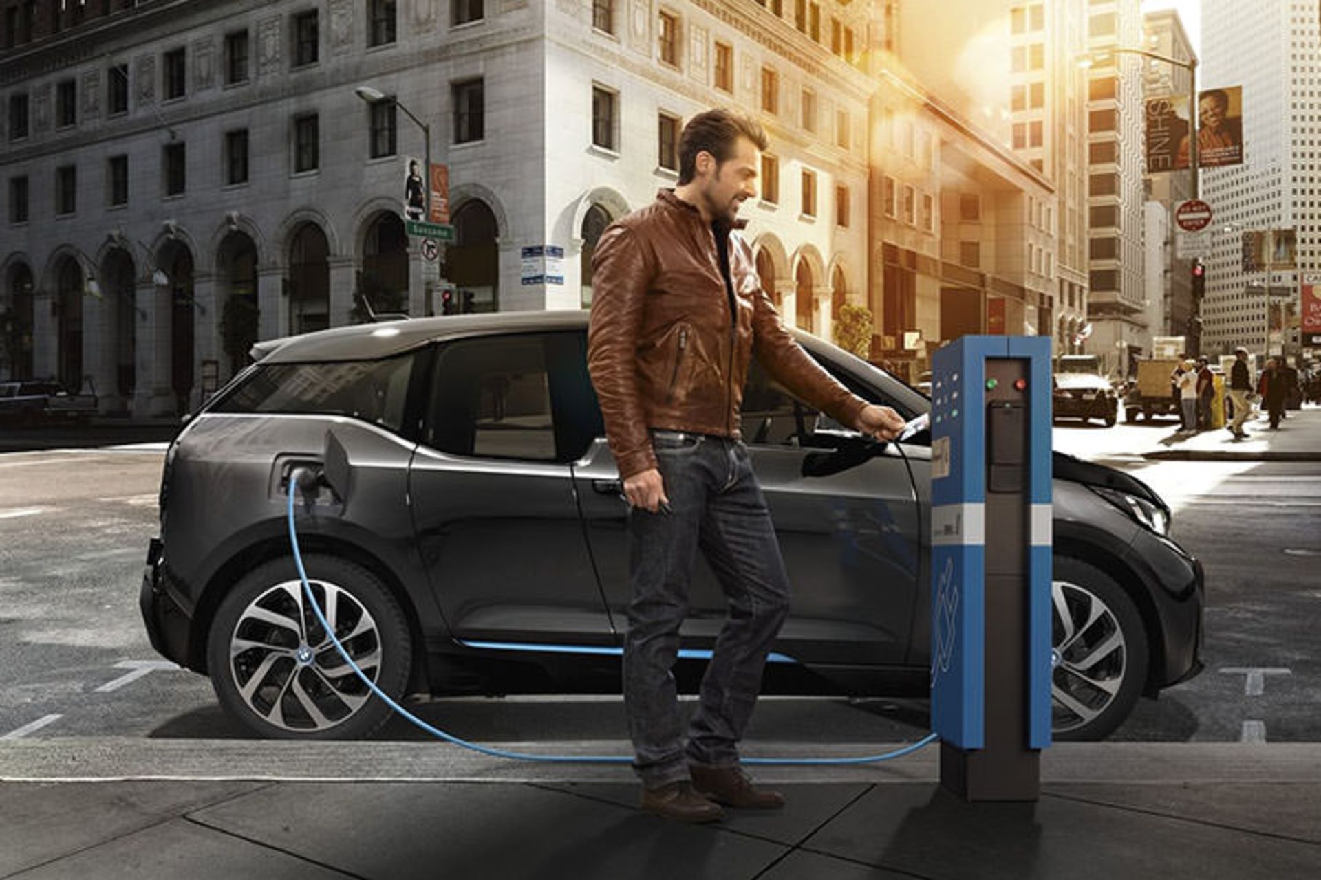 BMW charging poles / ایستگاه شارژ خودروی الکتریکی بی‌ام‌و