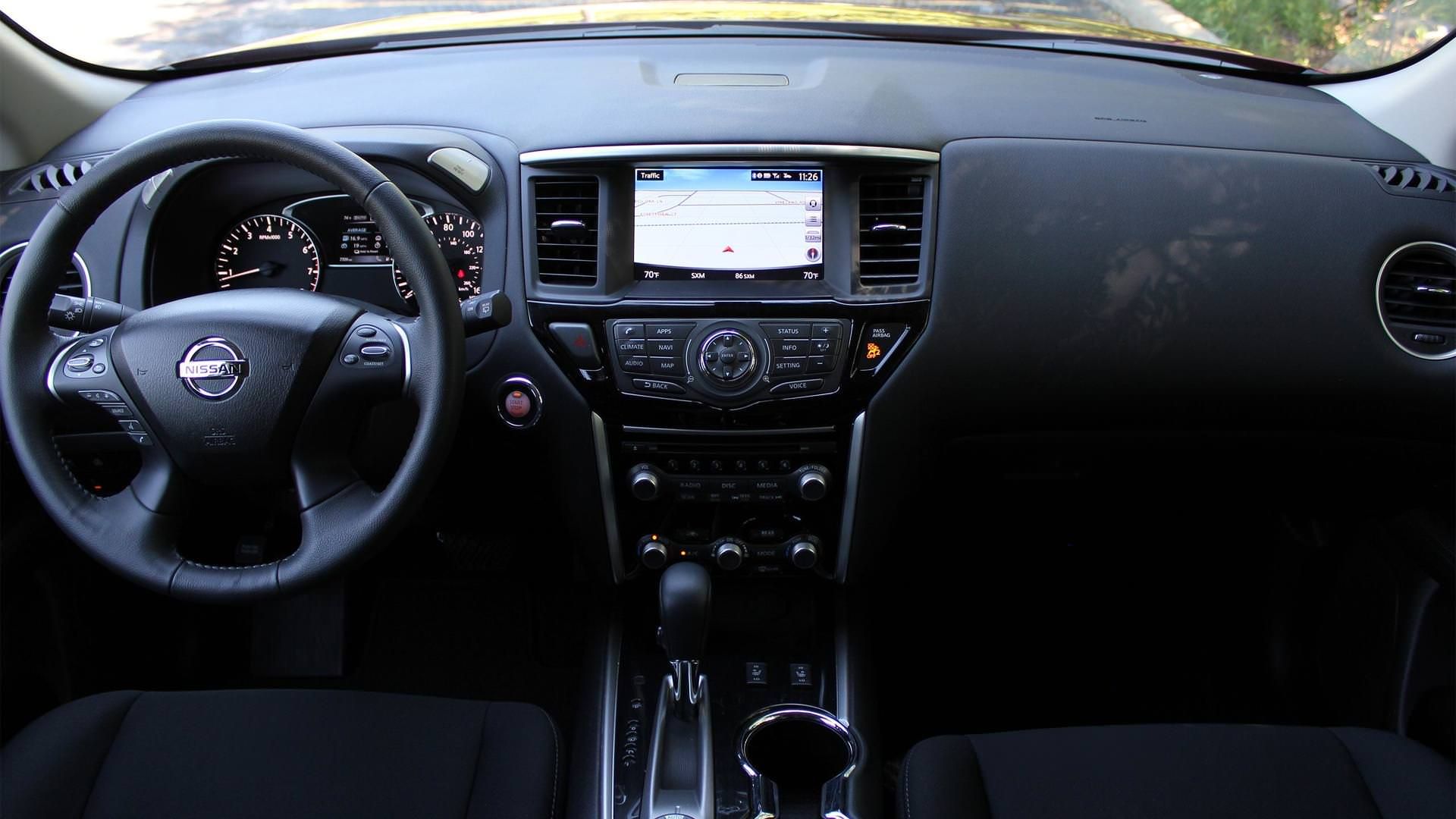 Nissan Pathfinder / نیسان پت‌فایندر