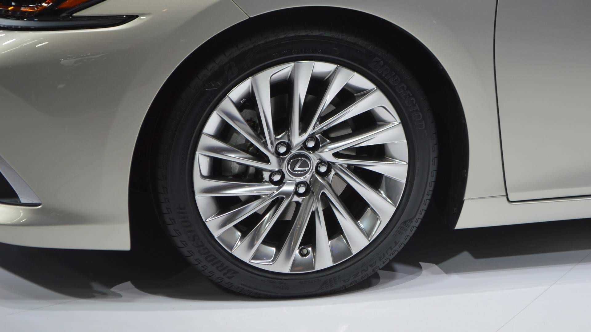 2019 Lexus ES / سدان لکسوس ES مدل 2019