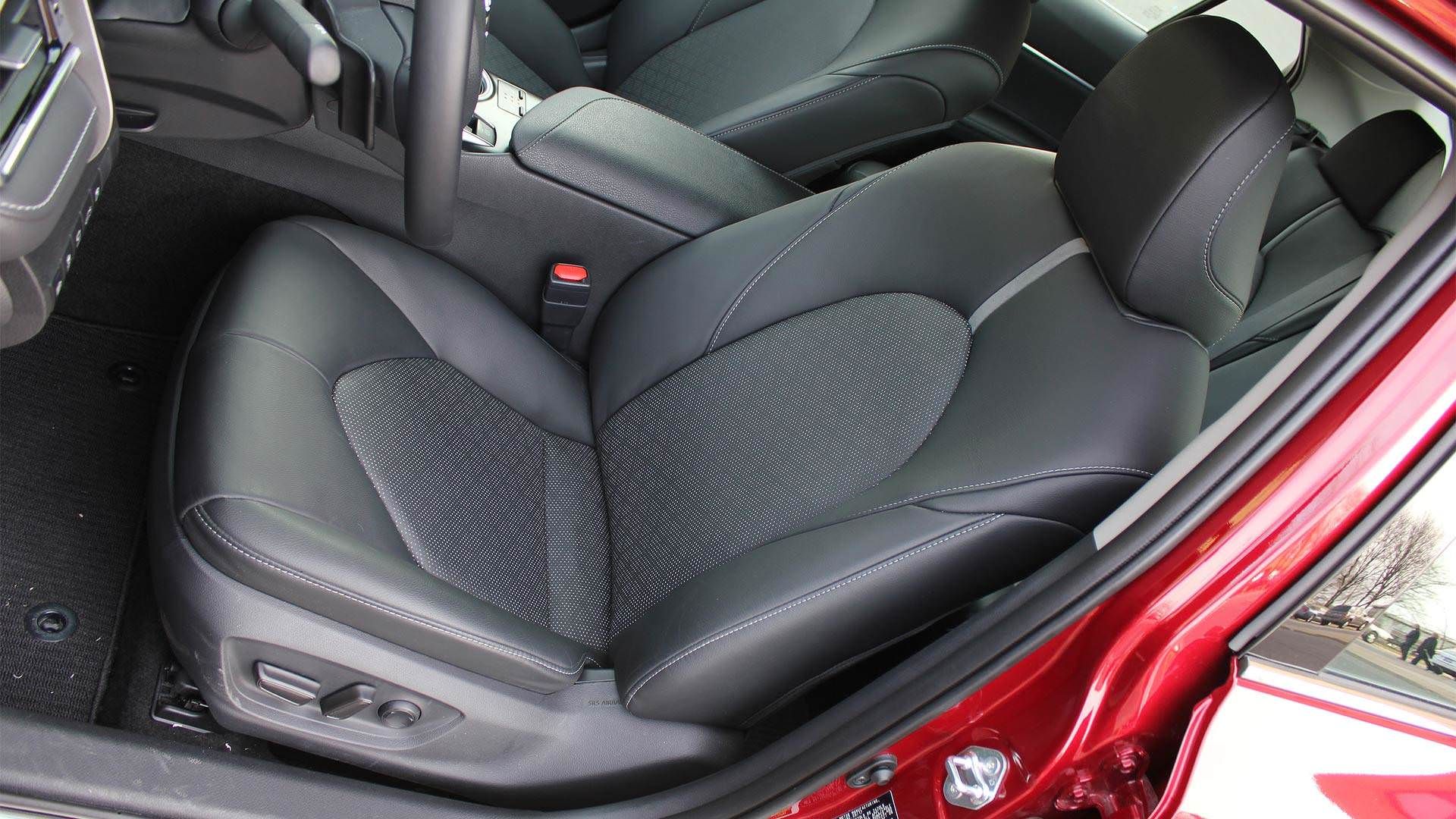 Toyota Camry 2018 / تویوتا کمری