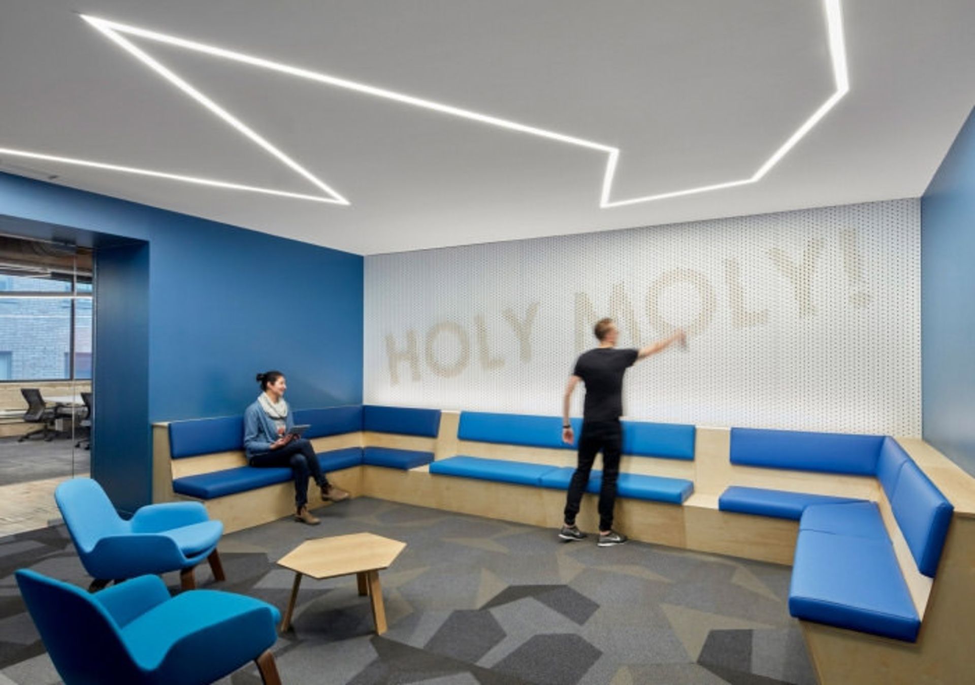 دفتر کار slack تورنتو