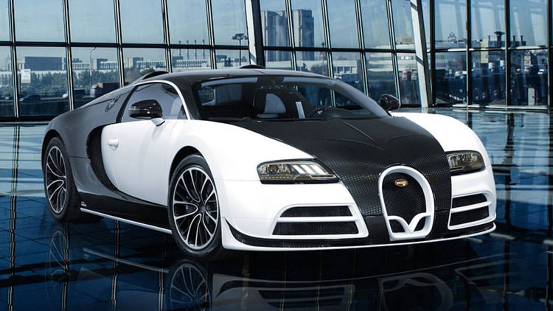 مرجع متخصصين ايران Bugatti Veyron / ابرخودروي بوگاتي ويرون