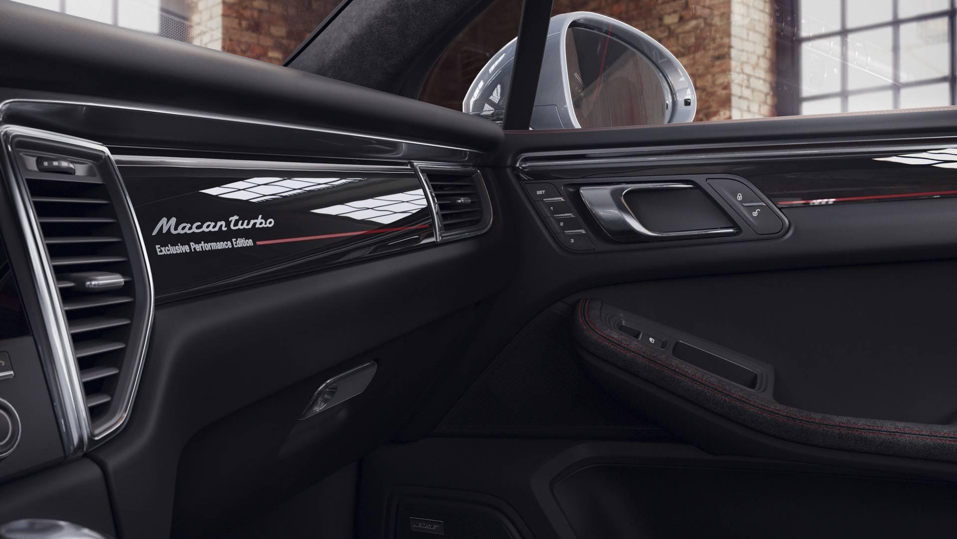 Porsche Macan Turbo 