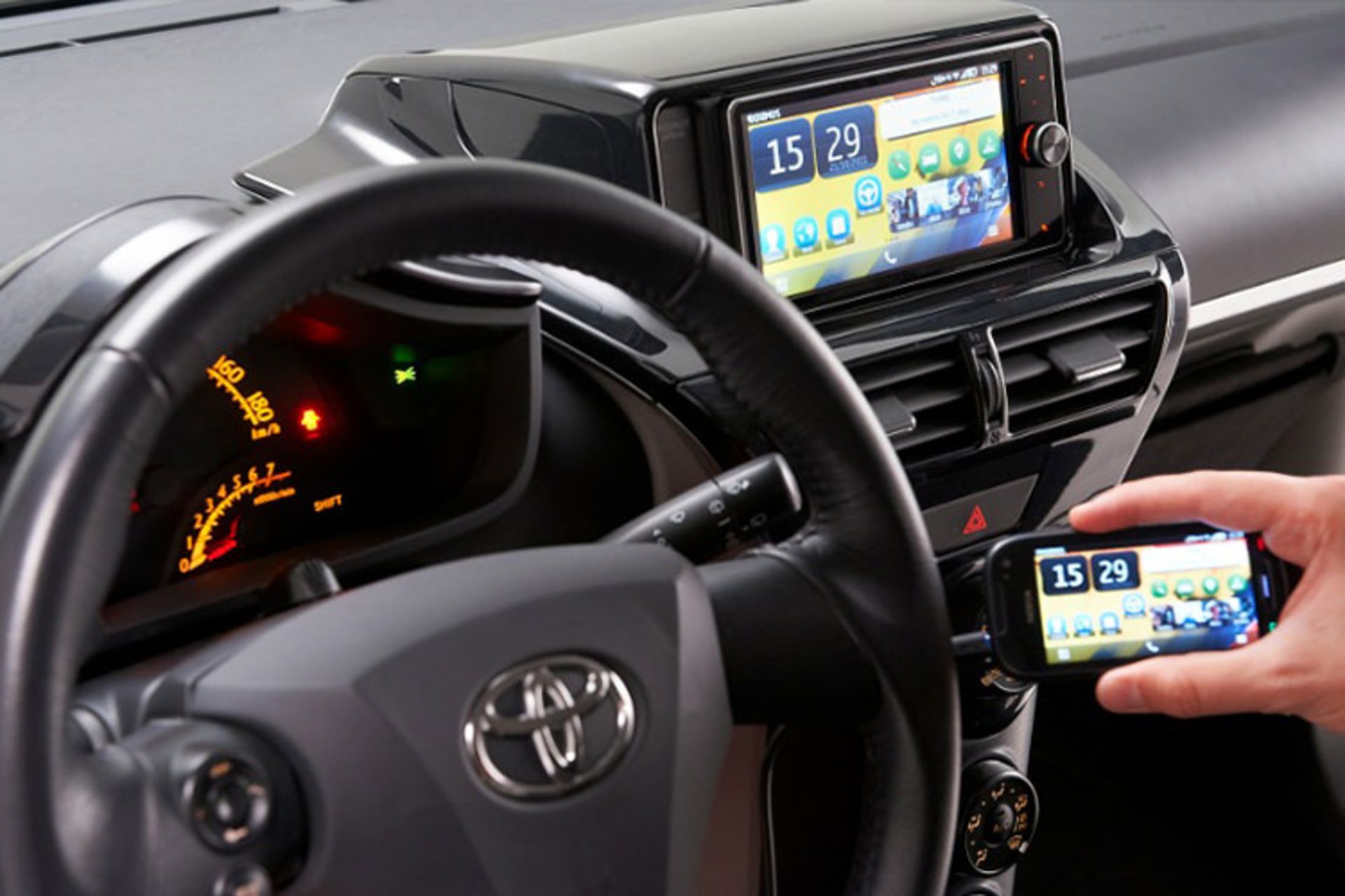 Android Auto / اندرویداتو