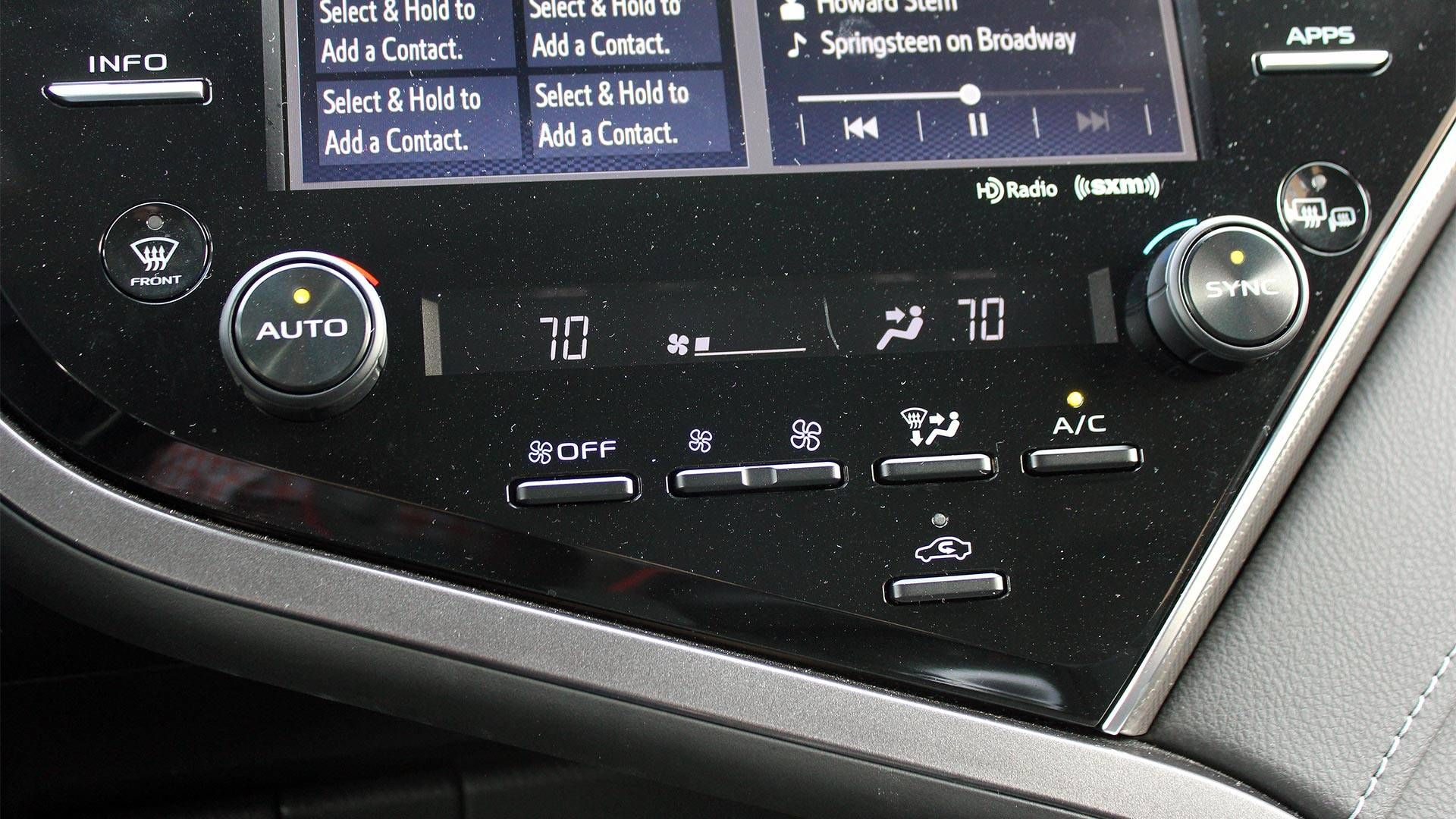 Toyota Camry 2018 / تویوتا کمری