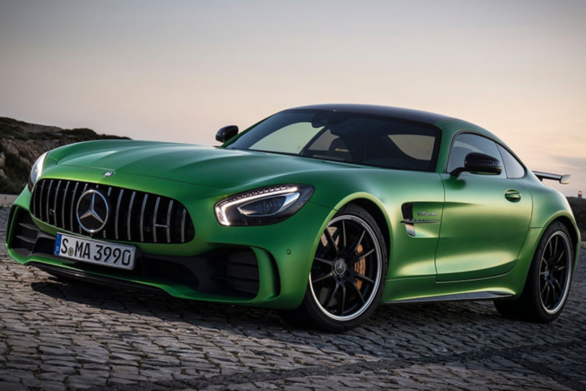 Mercedes AMG GT R / مرسدس بنز