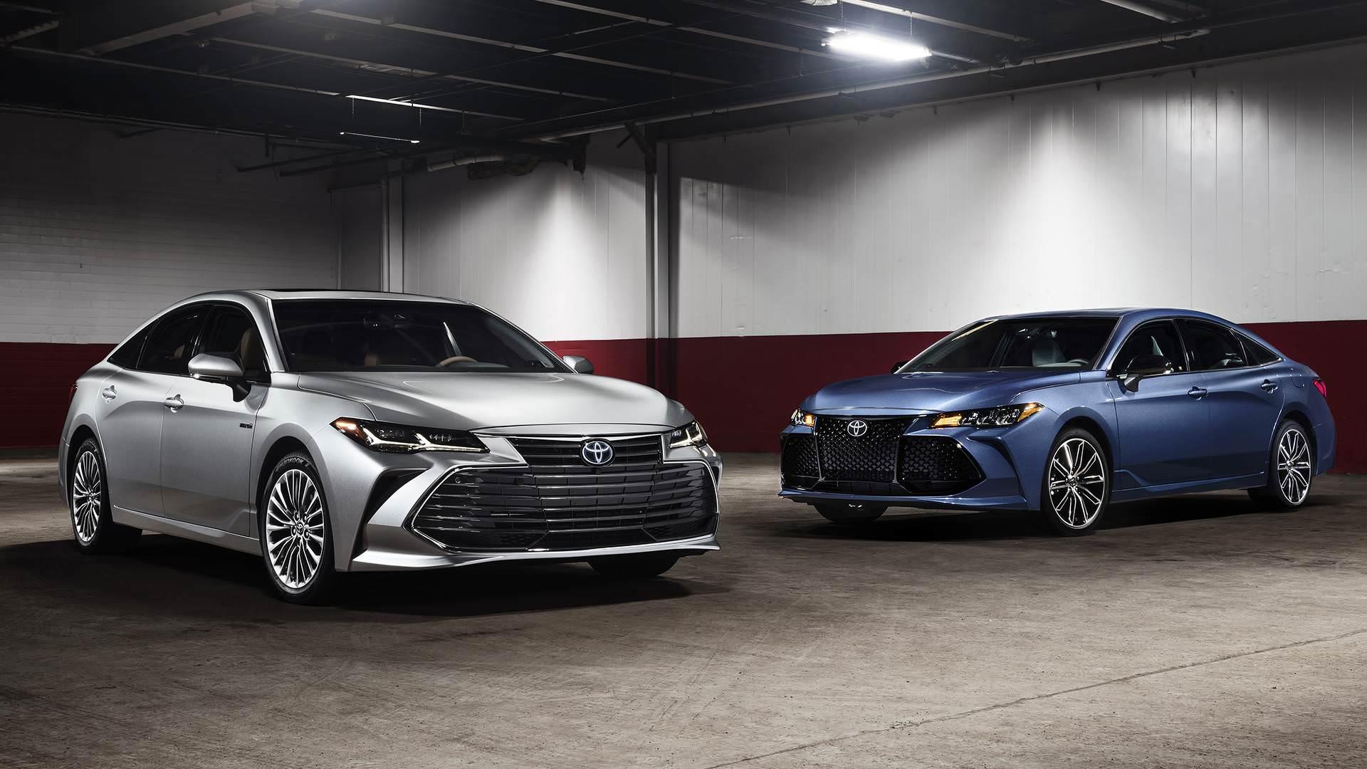 تویوتا آوالون / Toyota Avalon