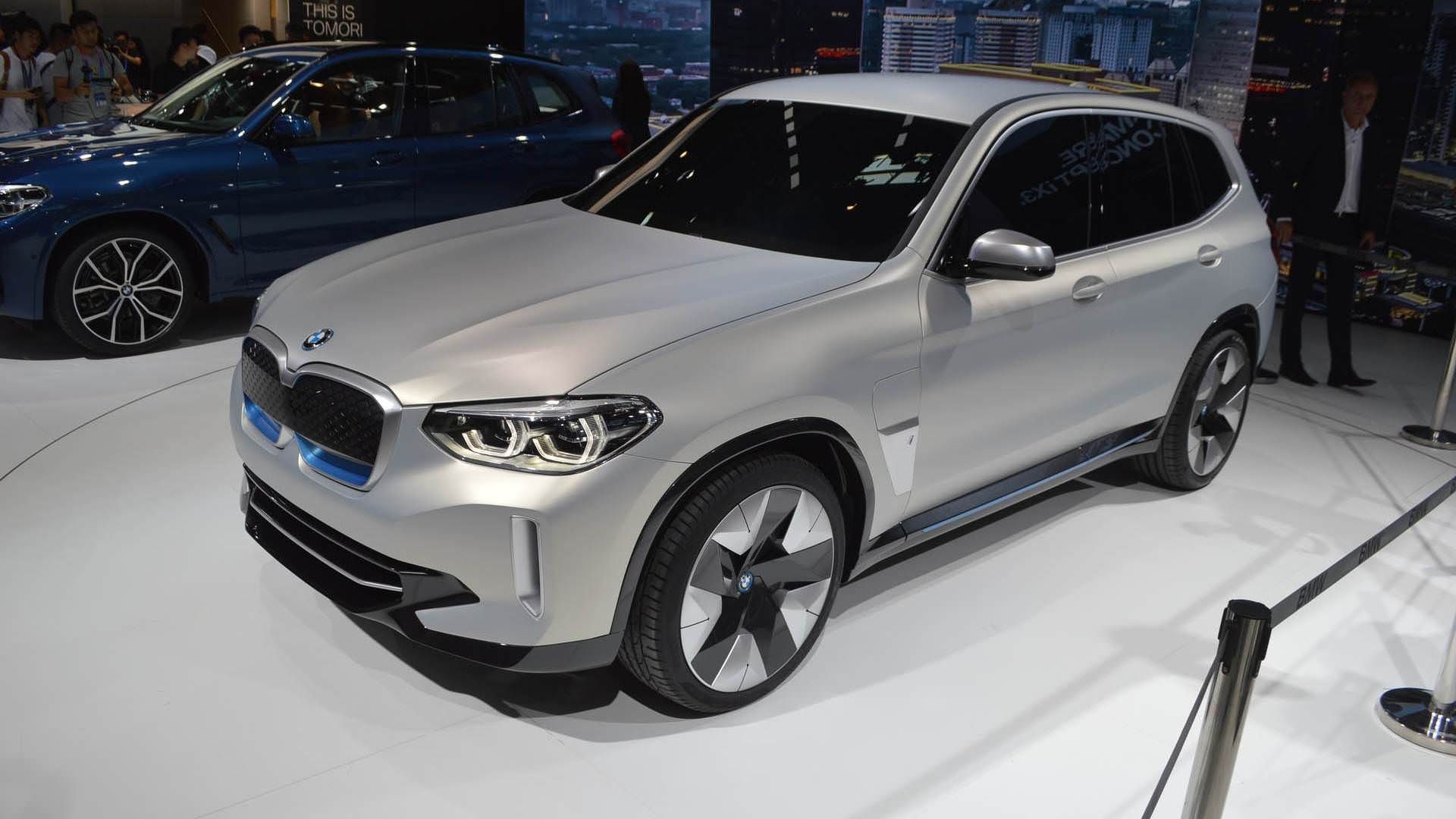 بی ام و / BMW iX3