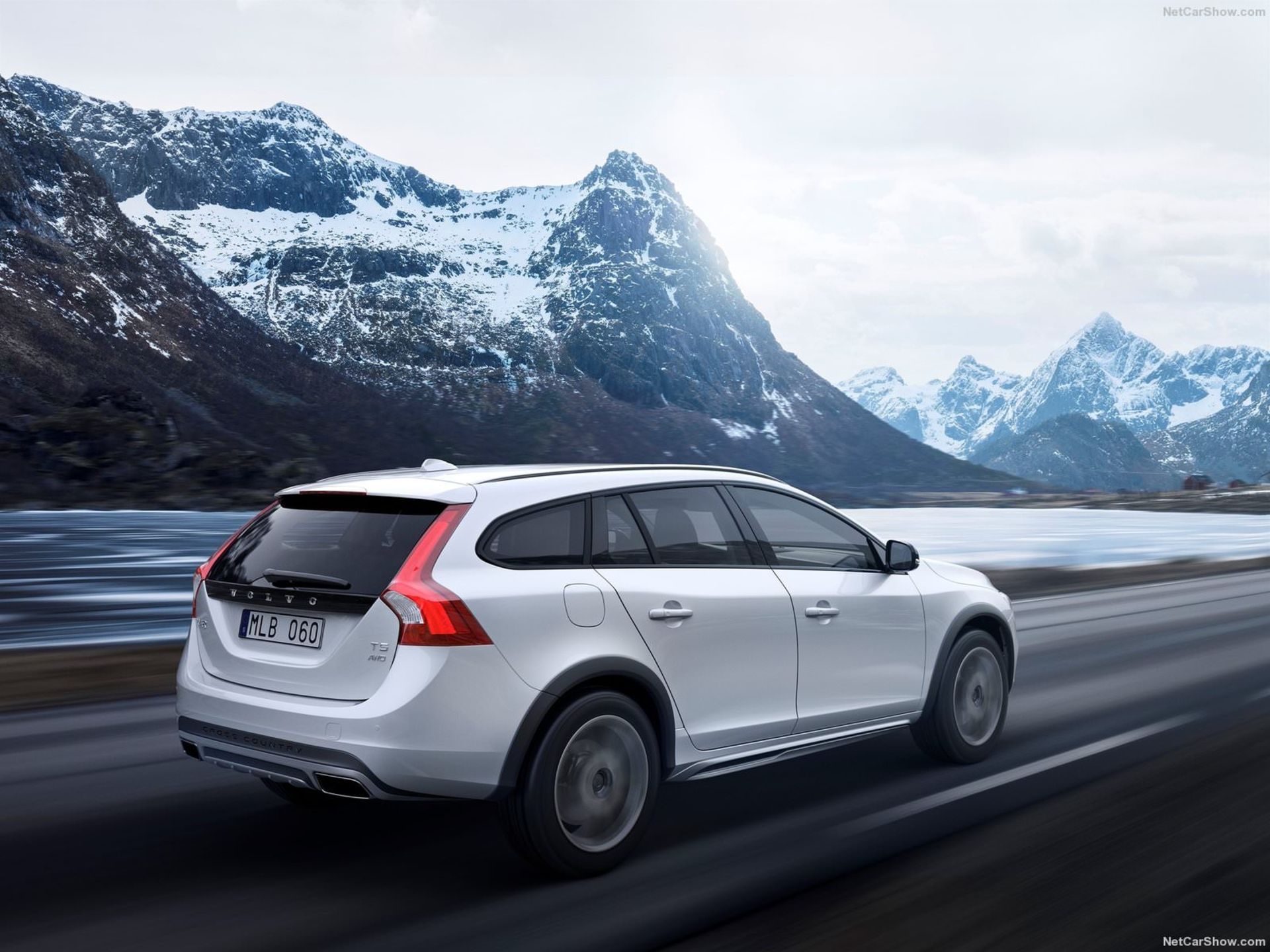 ولوو / Volvo V60