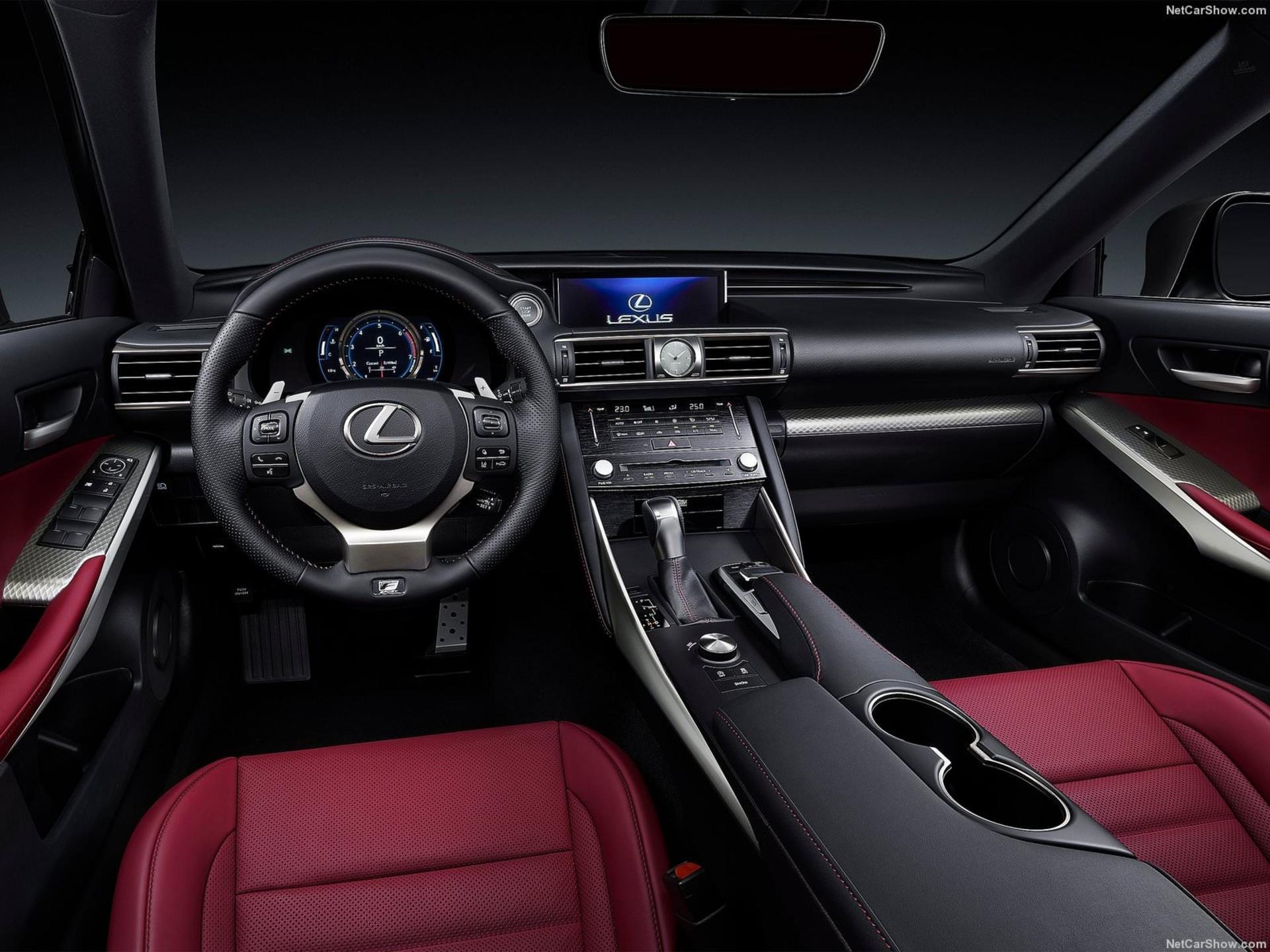 Lexus IS / لکسوس
