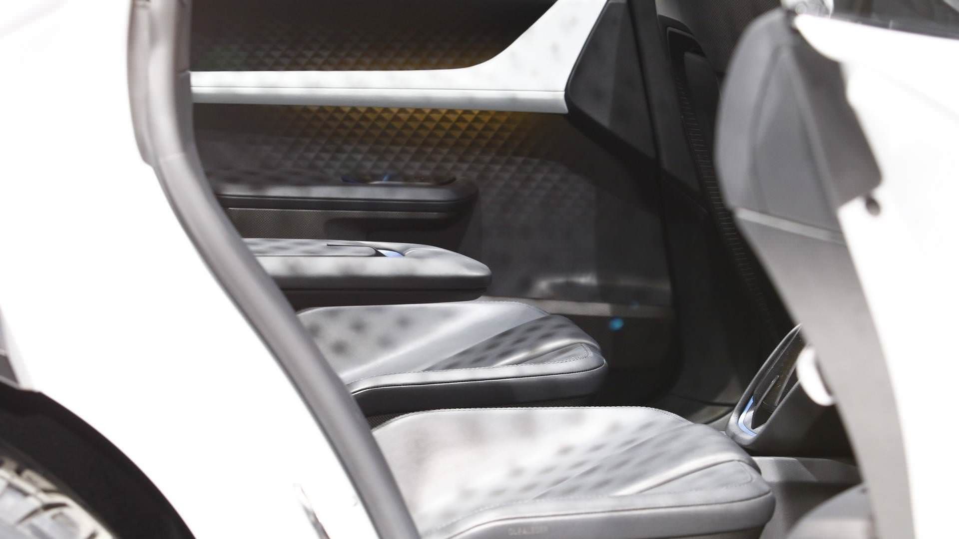 Porsche Mission E Cross Turismo concept / خودروی مفهومی پورشه میشن ای کراس توریسمو