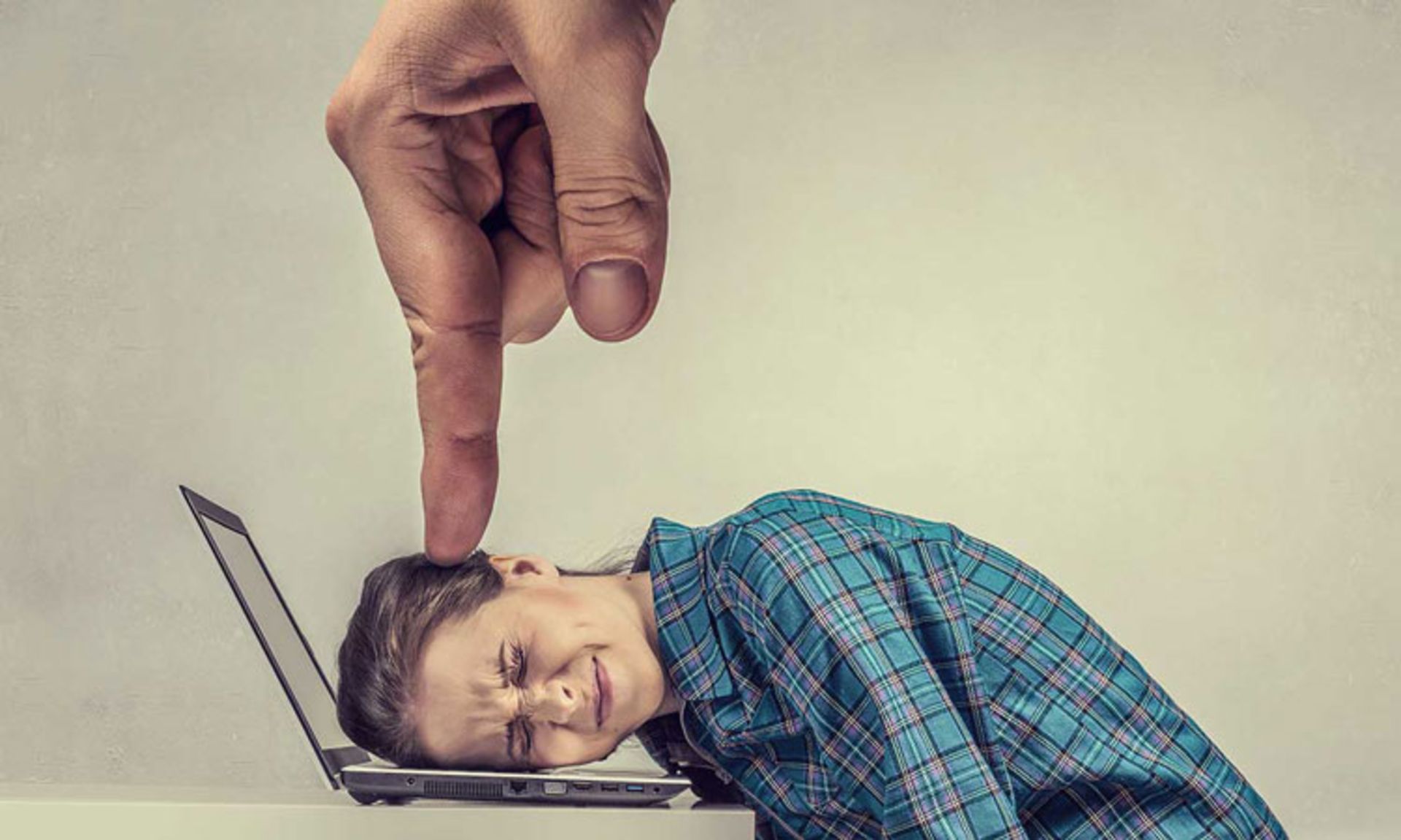 ویژگی های منفی کمال طلبی