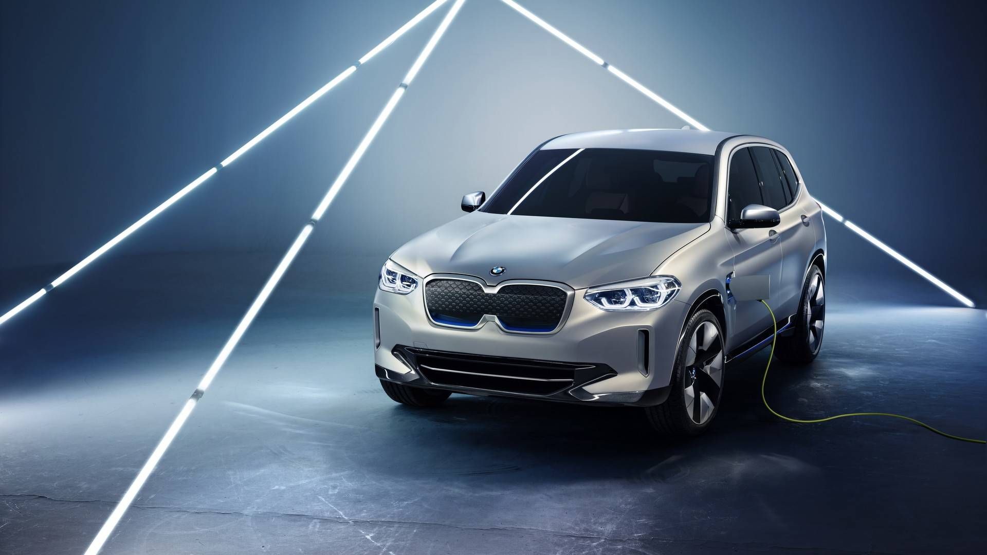 بی ام و / BMW iX3